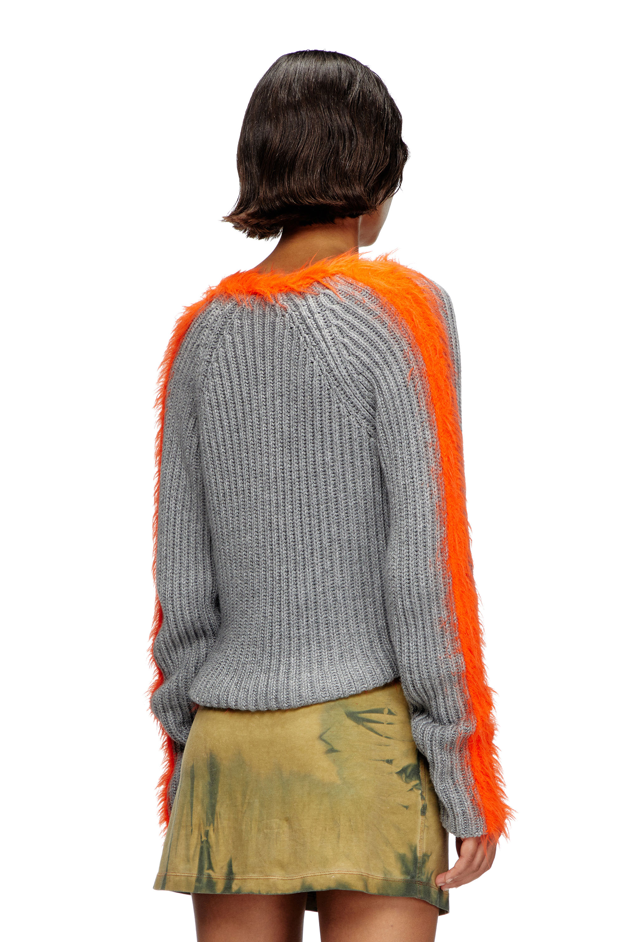 Diesel - M-TANITA, Damen Gerippter Cardigan mit flauschigen Besätzen in Grau/Orange - 4