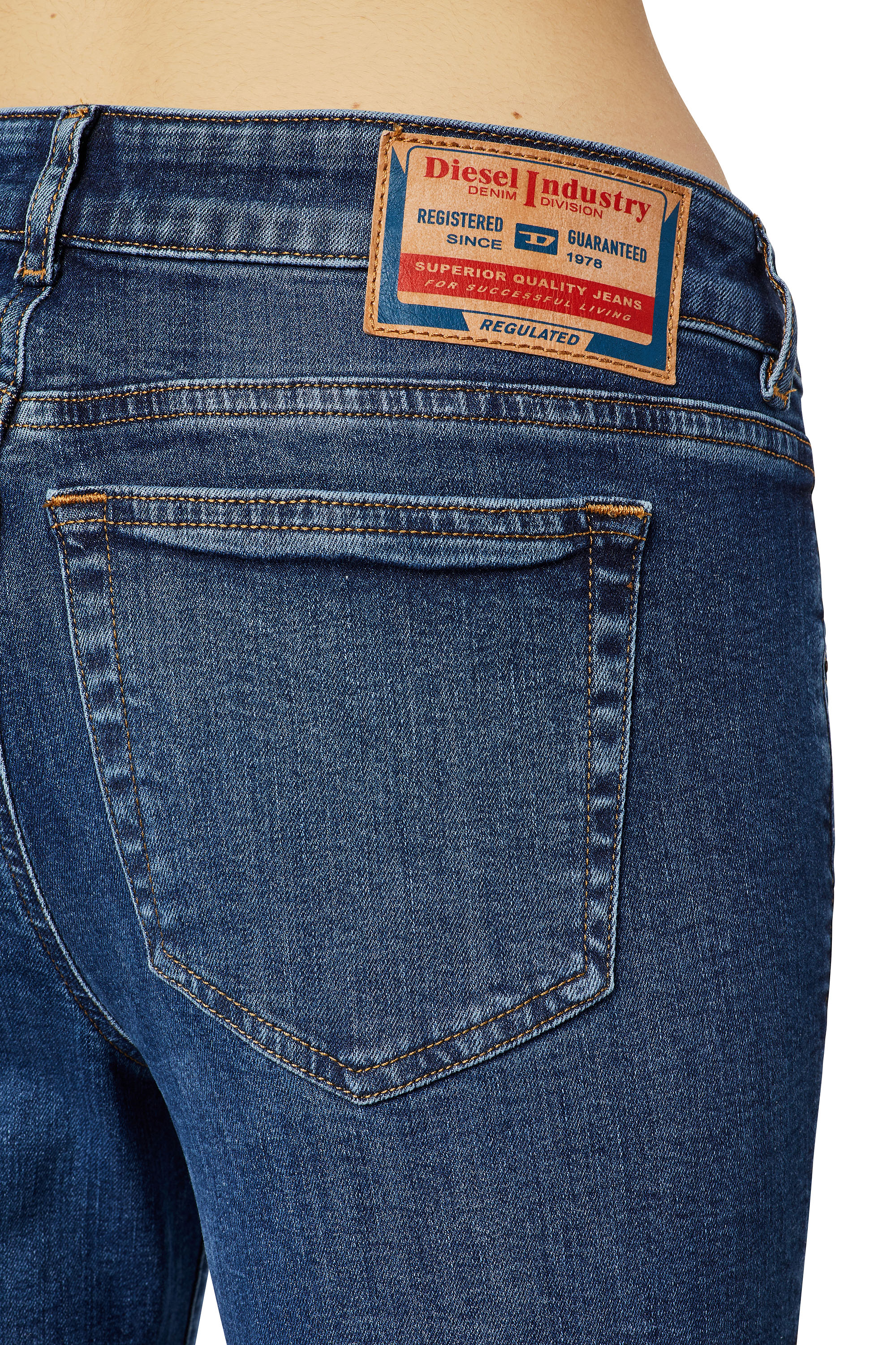 Diesel - 1969 D-EBBEY 0EIAF Bootcut and Flare Jeans, Mittelblau - Image 5