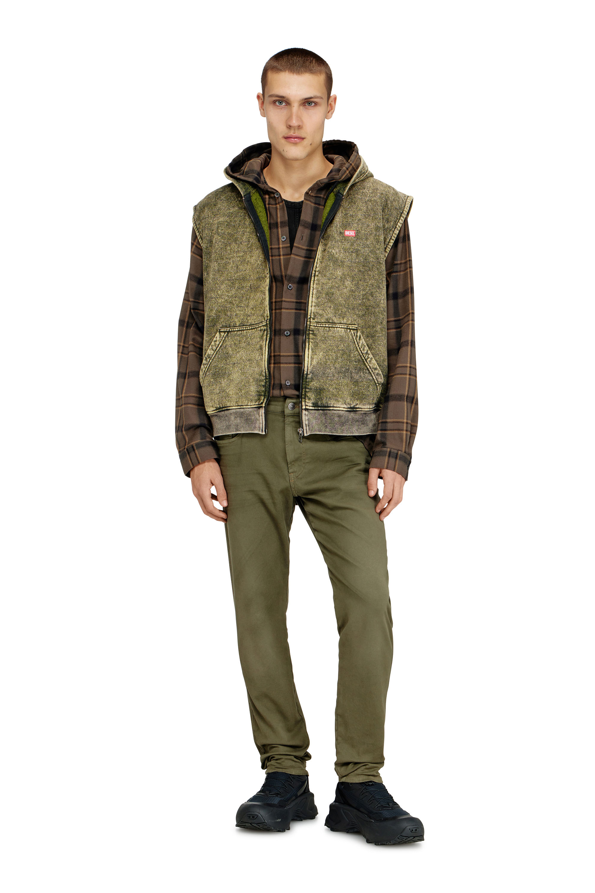 Diesel - Herren Slim 2062 D-Strukt Joggjeans&reg; 0670M, Armeegr&uuml;n - 2