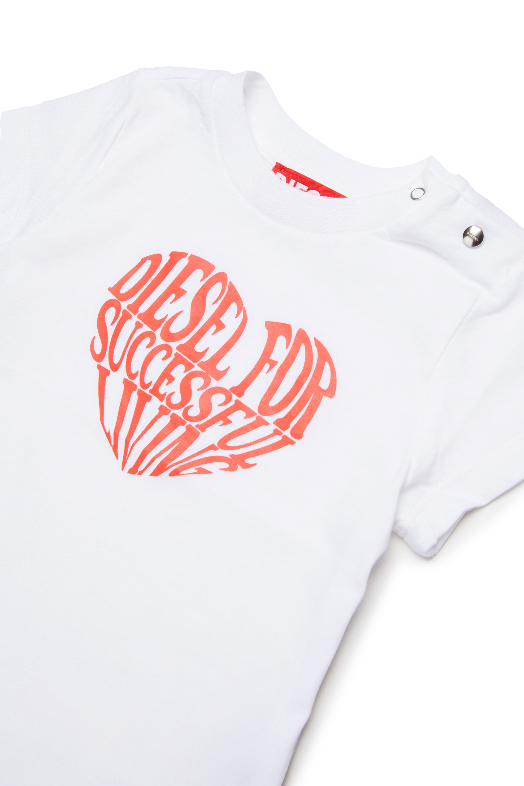 TVAVYB, White