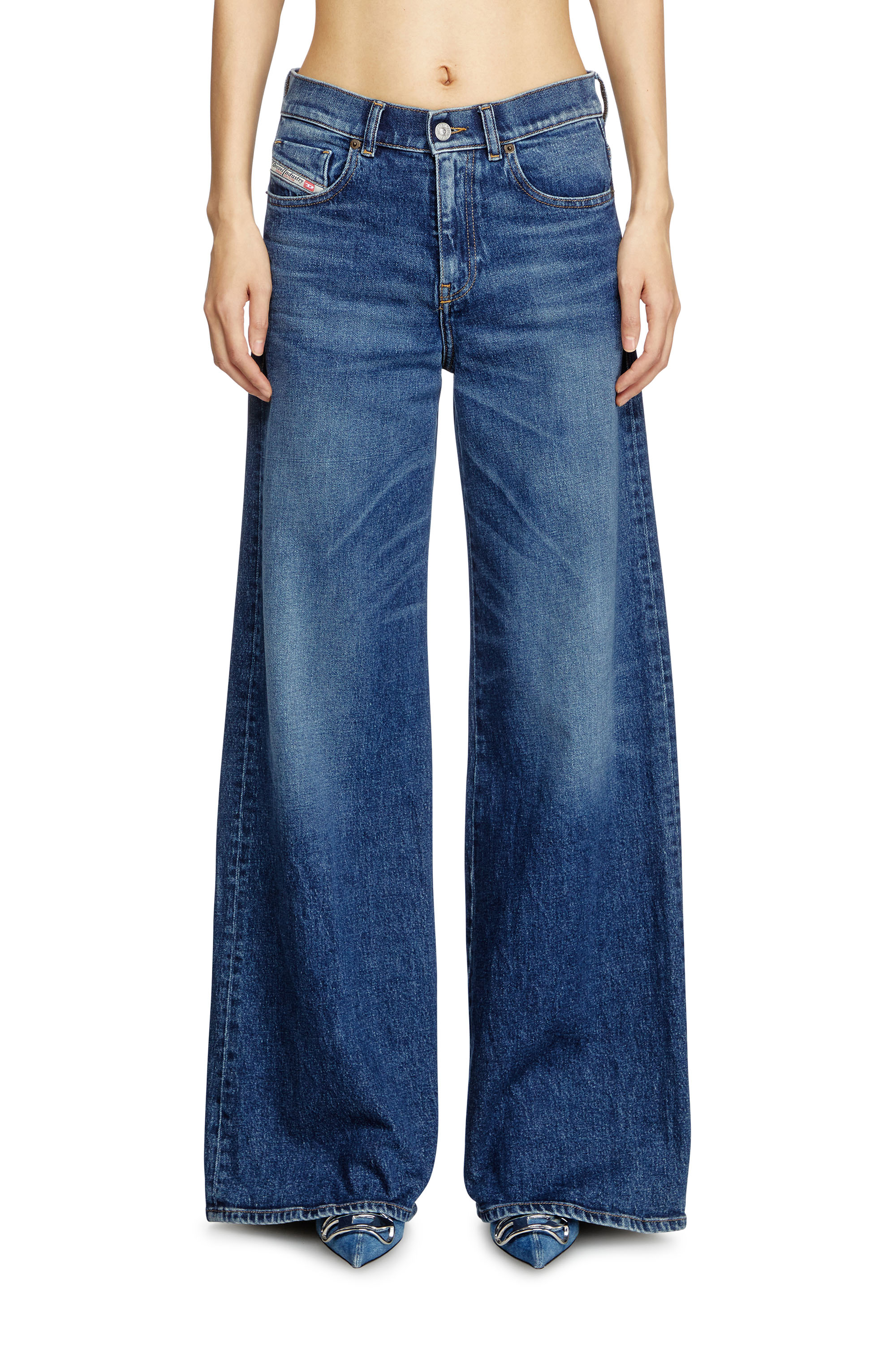 Diesel - Damen Flare Jeans 1978 D-Akemi 09L21, Mittelblau - 1