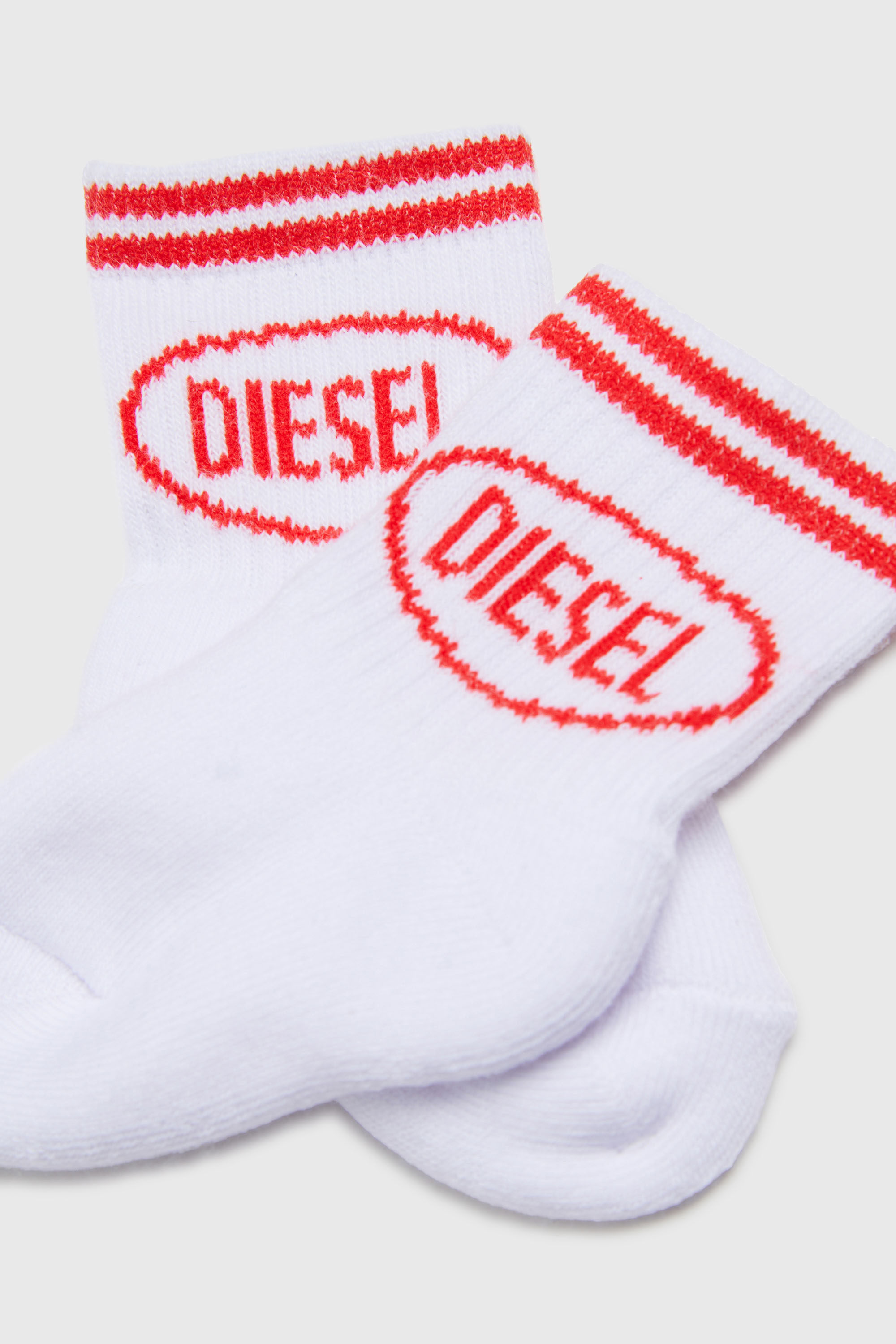 Diesel - ZOLPYB, Unisex Baumwollsocken mit gestreiften B&uuml;ndchen in Weiss/Rot - 2