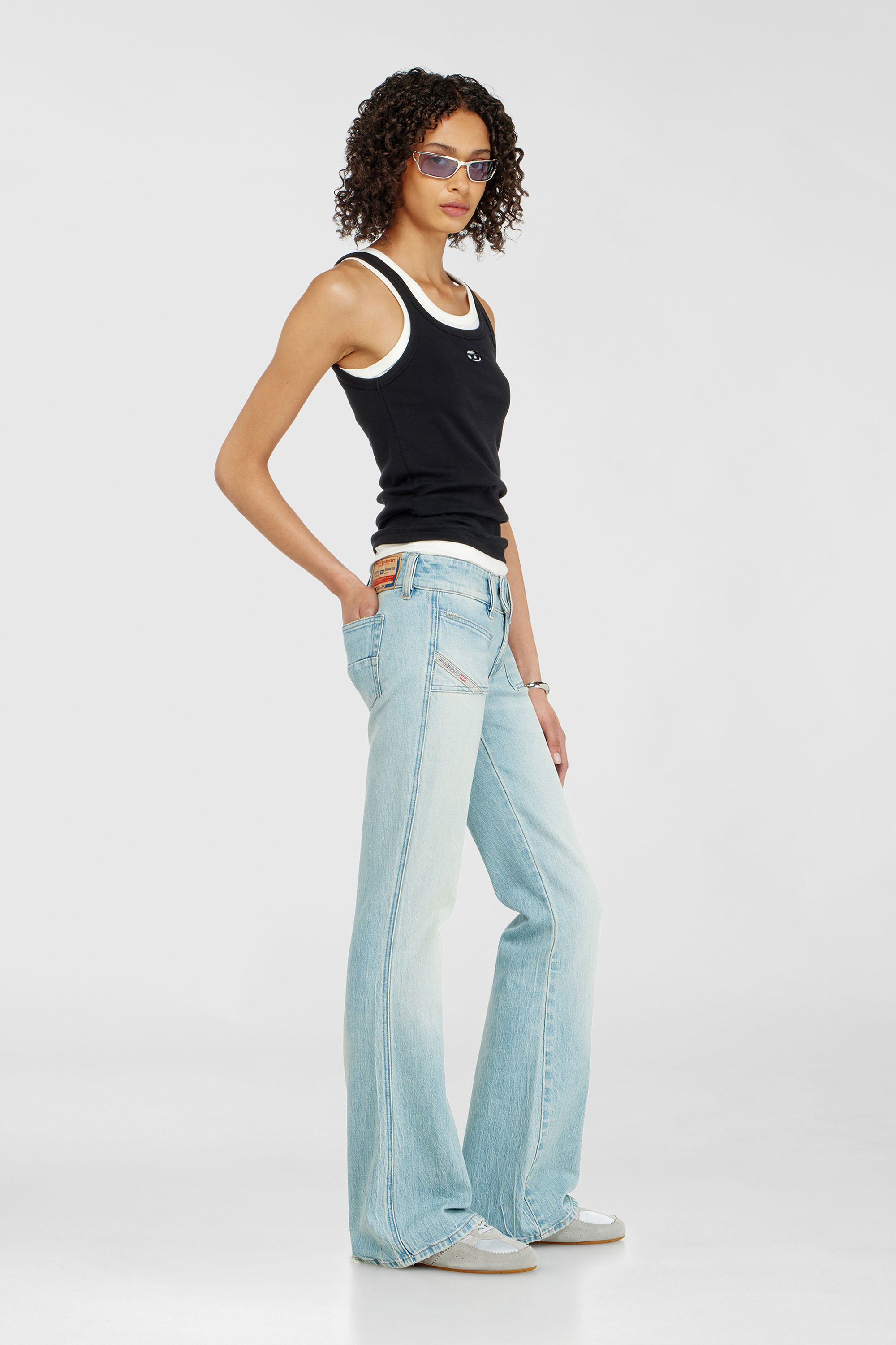 Diesel - Damen Bootcut Jeans D-Hush 0KBBX, Hellblau - 2