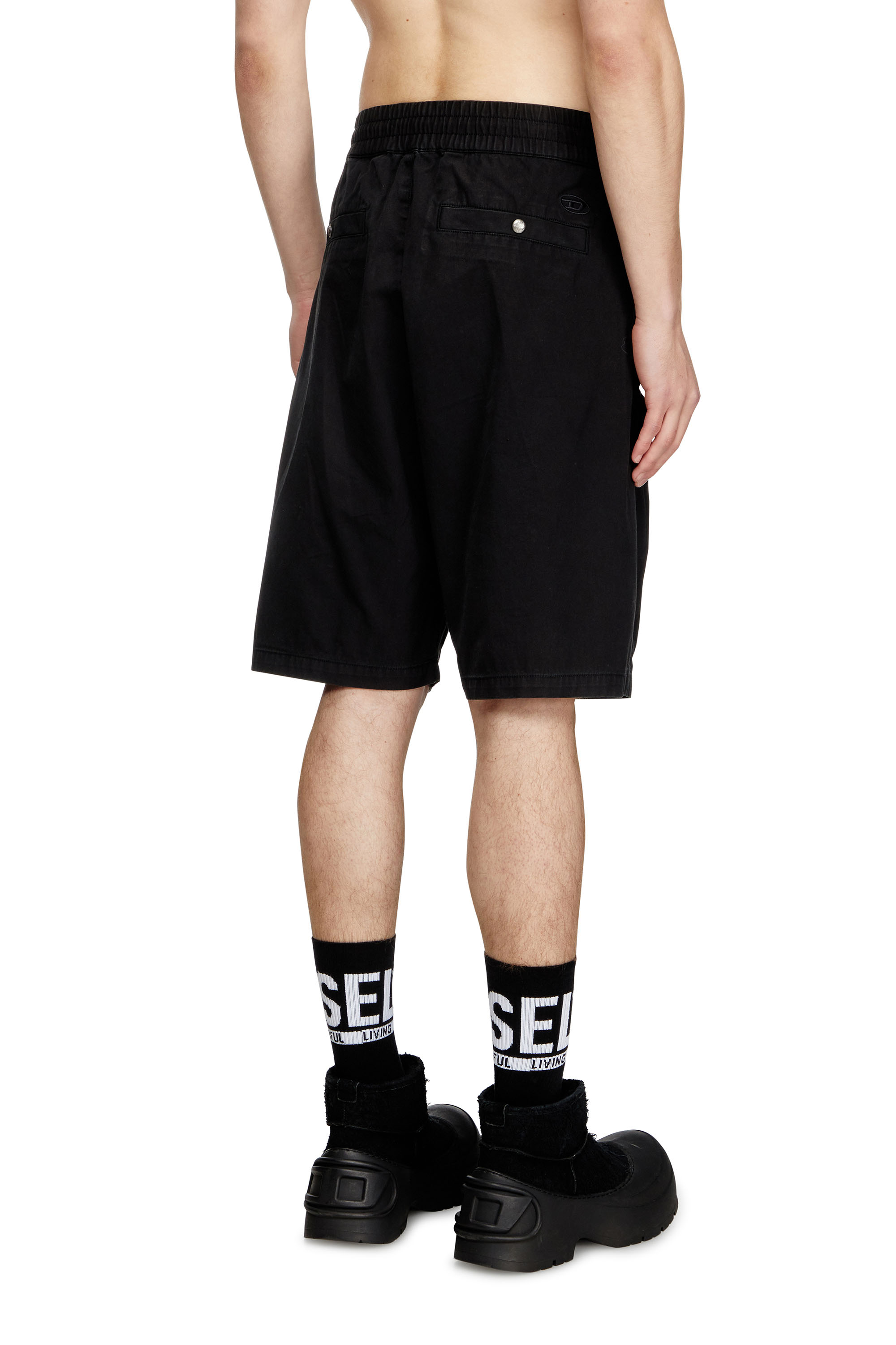 Diesel - P-BEECK-SHORT, Herren Cargoshorts aus verblasster Biobaumwolle in Schwarz - 4