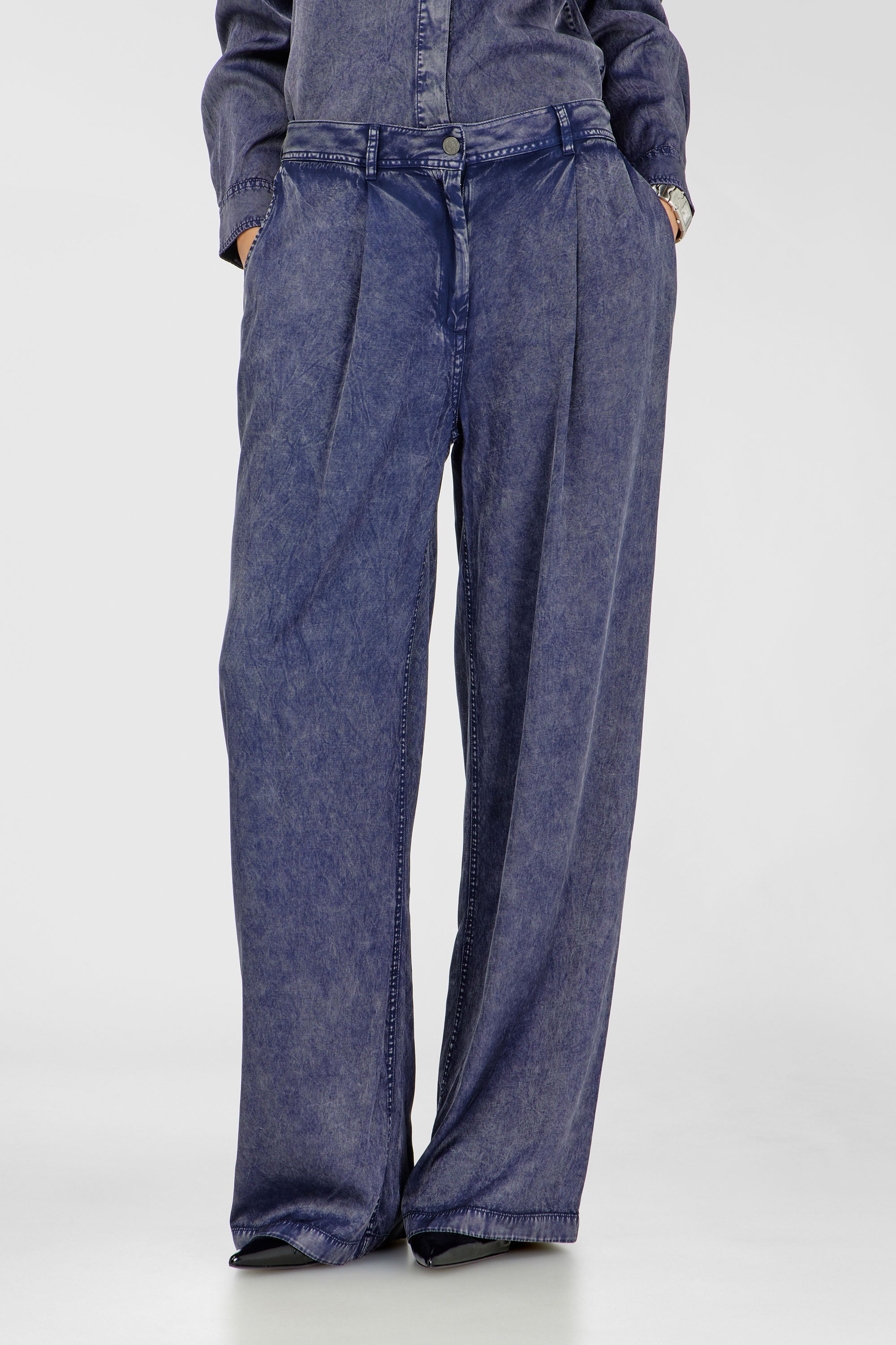 Diesel - P-AUSTINE, Damen Wide-Leg-Hose aus Viskose in Denim-Optik in Dunkelblau - 1
