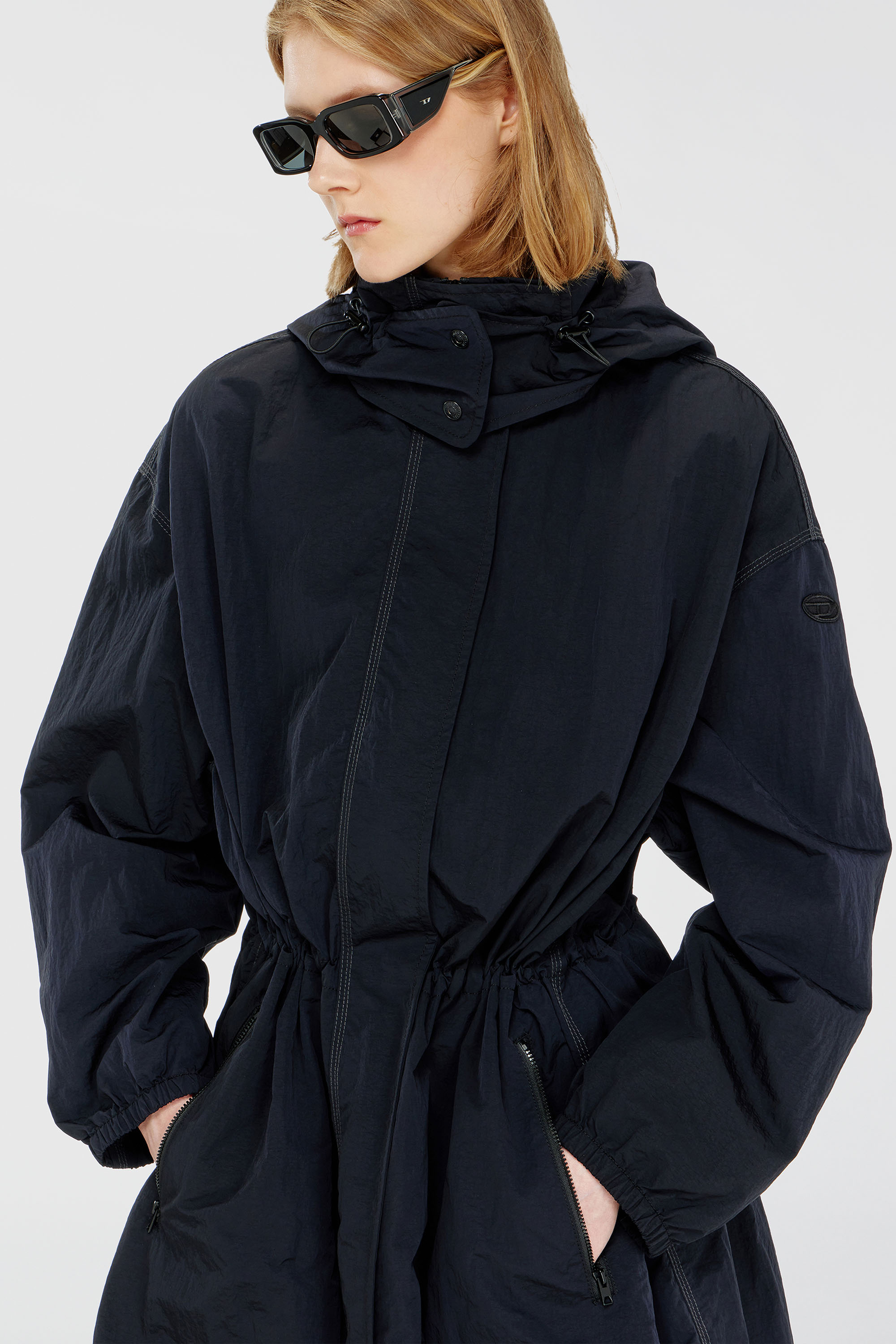 Diesel - G-ASTER-T1, Damen Nylon-Trenchcoat mit abnehmbarer Kapuze in Mitternachtsblau - 5