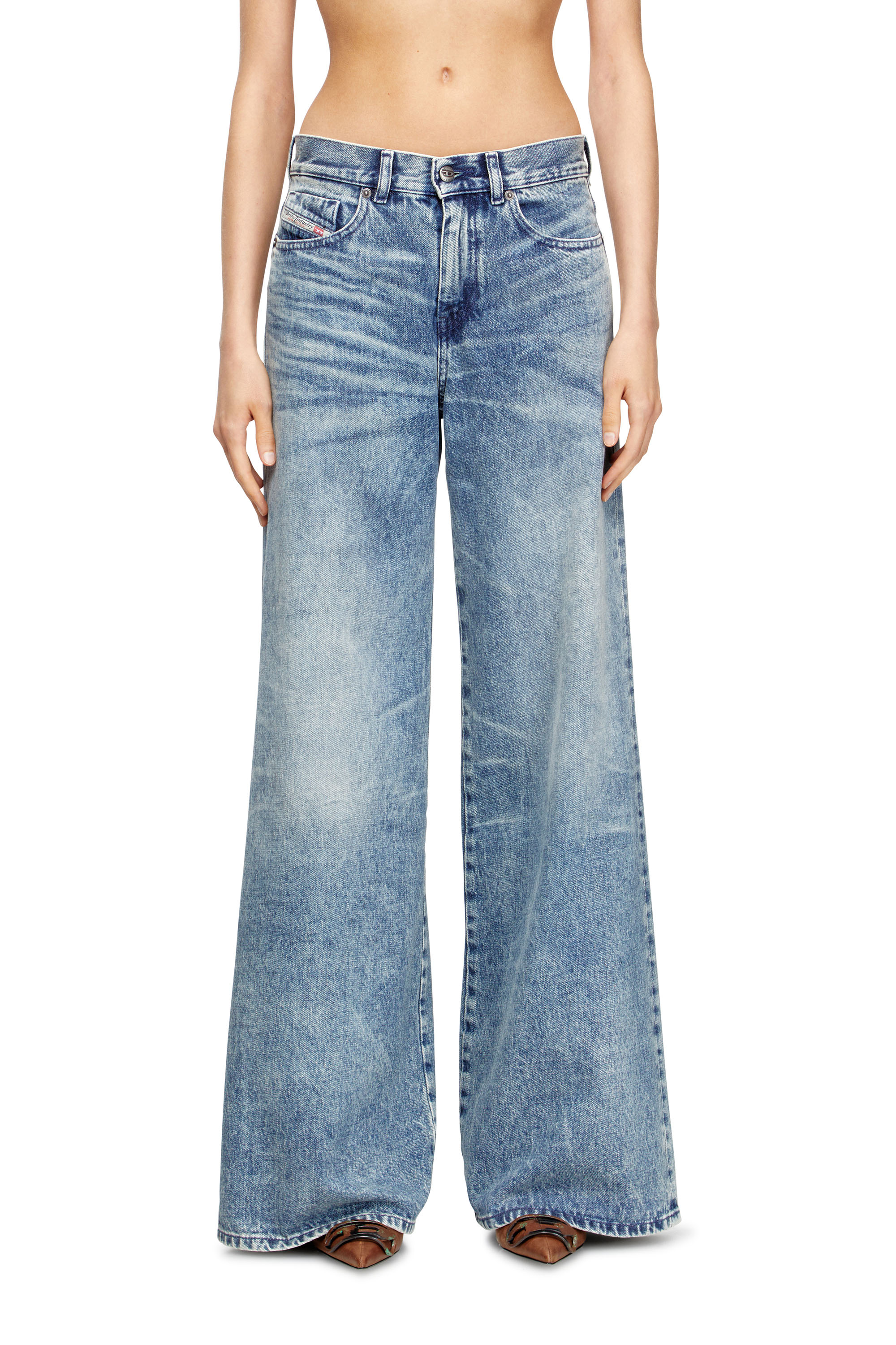 Diesel - Damen Flare Jeans 1978 D-Akemi 007DA, Hellblau - 1