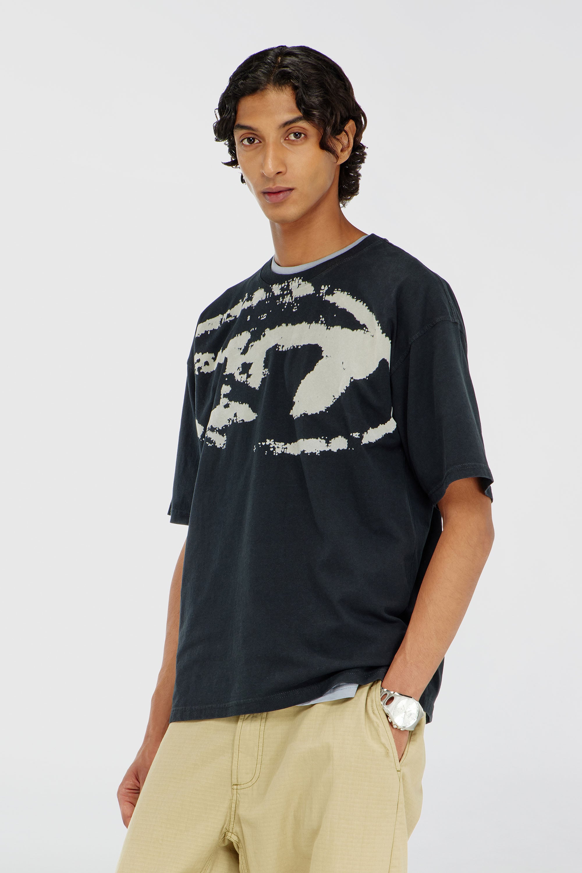 Diesel - T-BOXT-N14, Herren T-Shirt mit beflocktem Distressed-Logo in Schwarz - 1