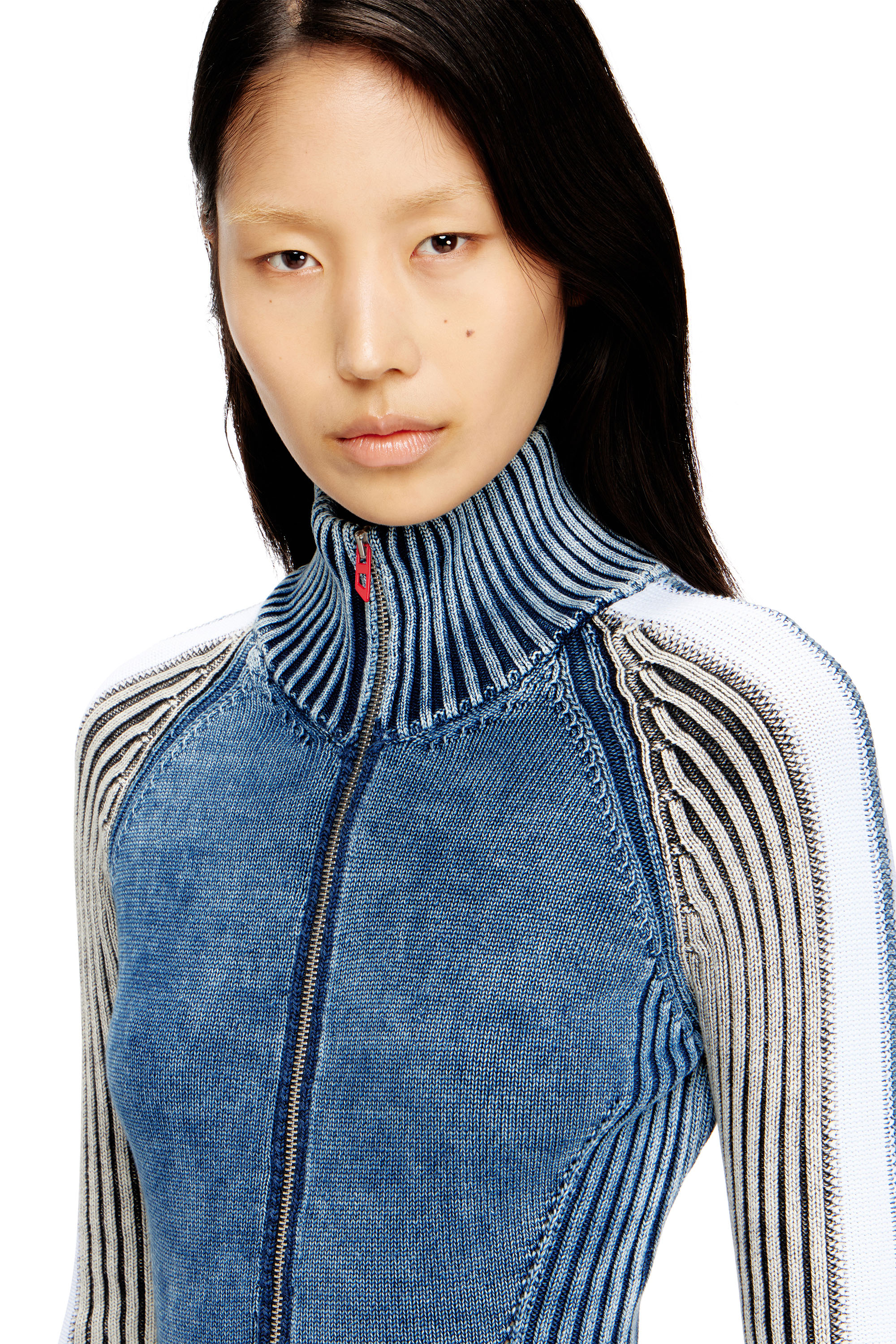 Diesel - M-ESTELLE, Damen Rollkragenkurzes Kleid aus Indigo-Strick in null - 4