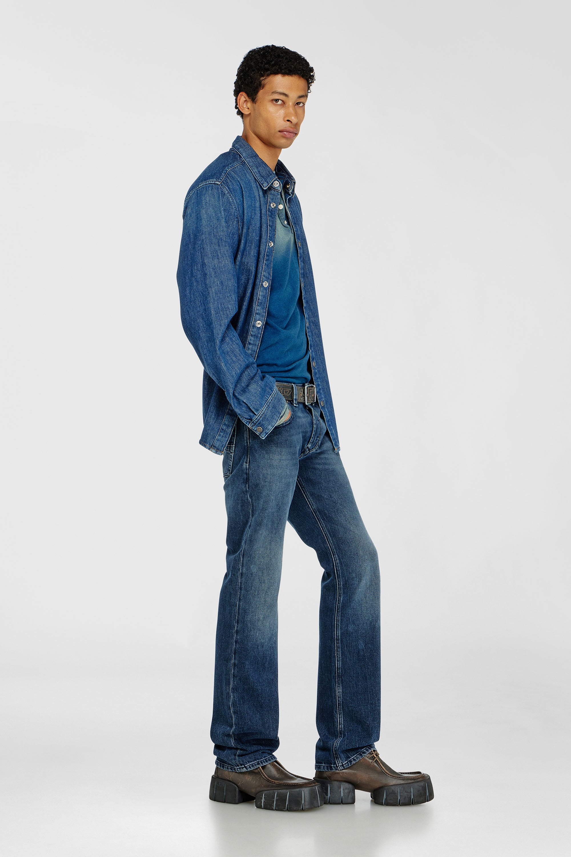 Diesel - Herren Regular Jeans 1985 Larkee 0KBBM, Dunkelblau - 2