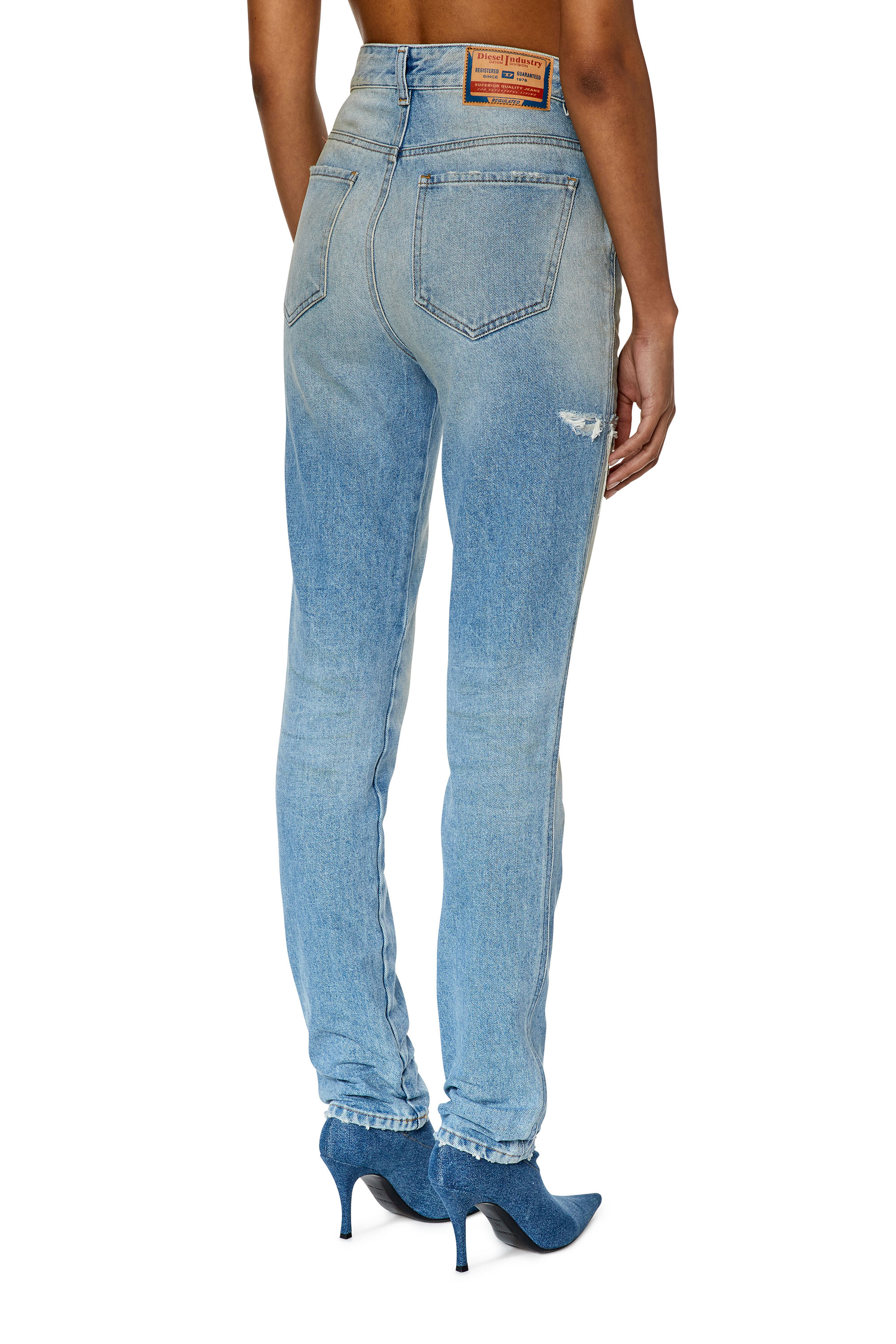 Diesel - 1994 09F15 Straight Jeans, Hellblau - Image 2