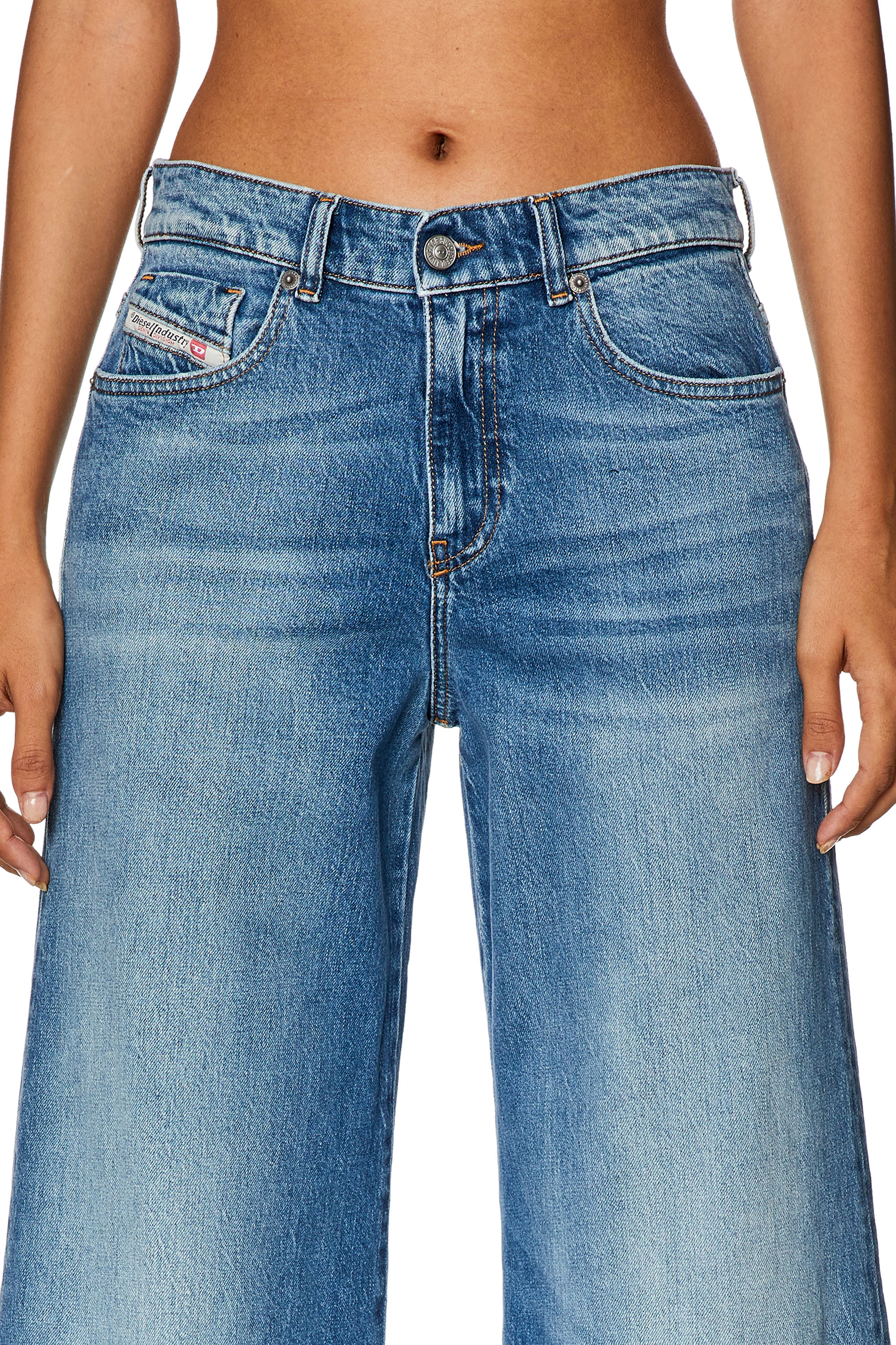 Diesel - Bootcut and Flare Jeans 1978 D-Akemi 007P9, Mittelblau - Image 3