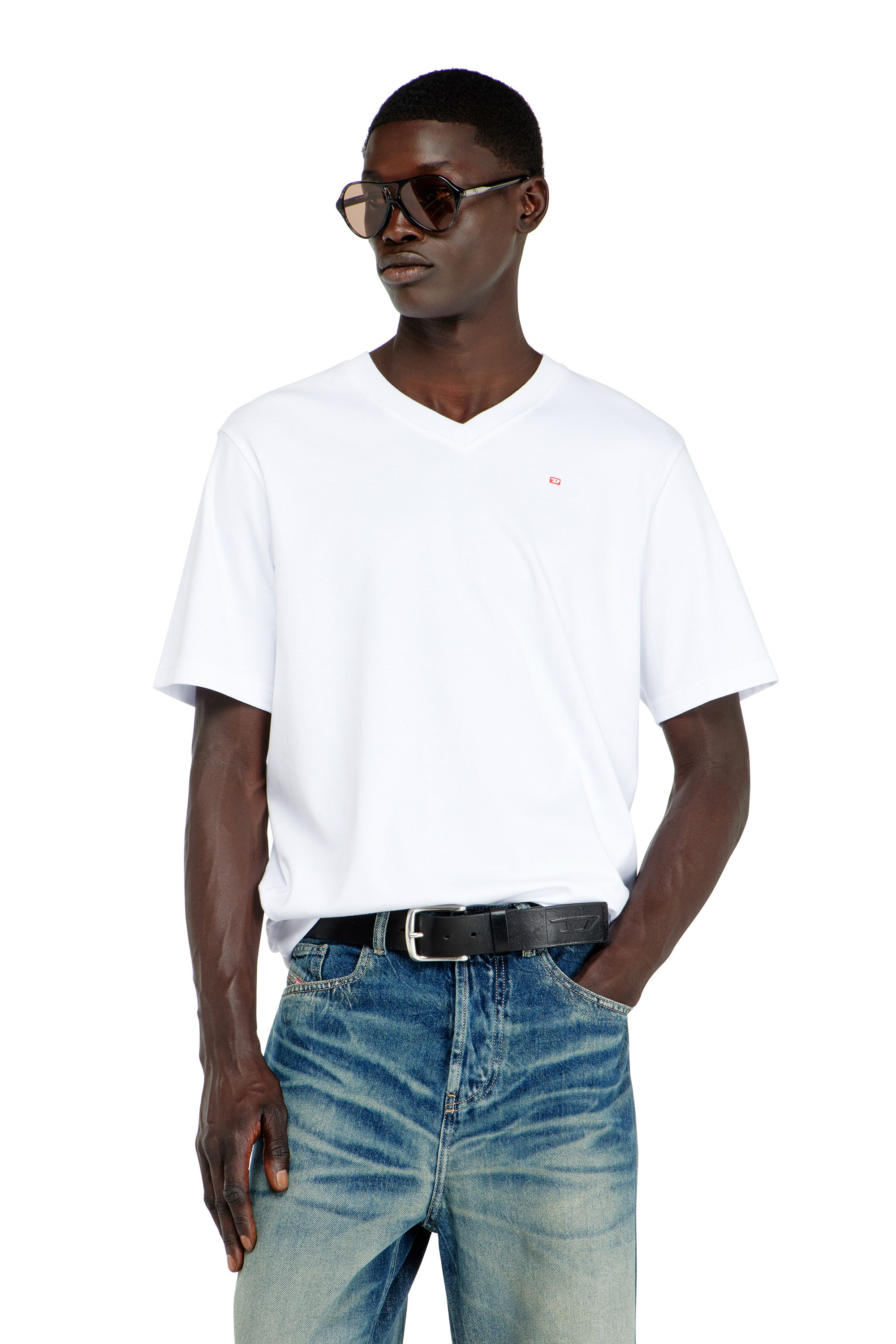 Diesel - T-ADJUST-V-MICRODIV, Herren T-Shirt mit V-Ausschnitt und Mikro-Logo-Stickerei in null - 3