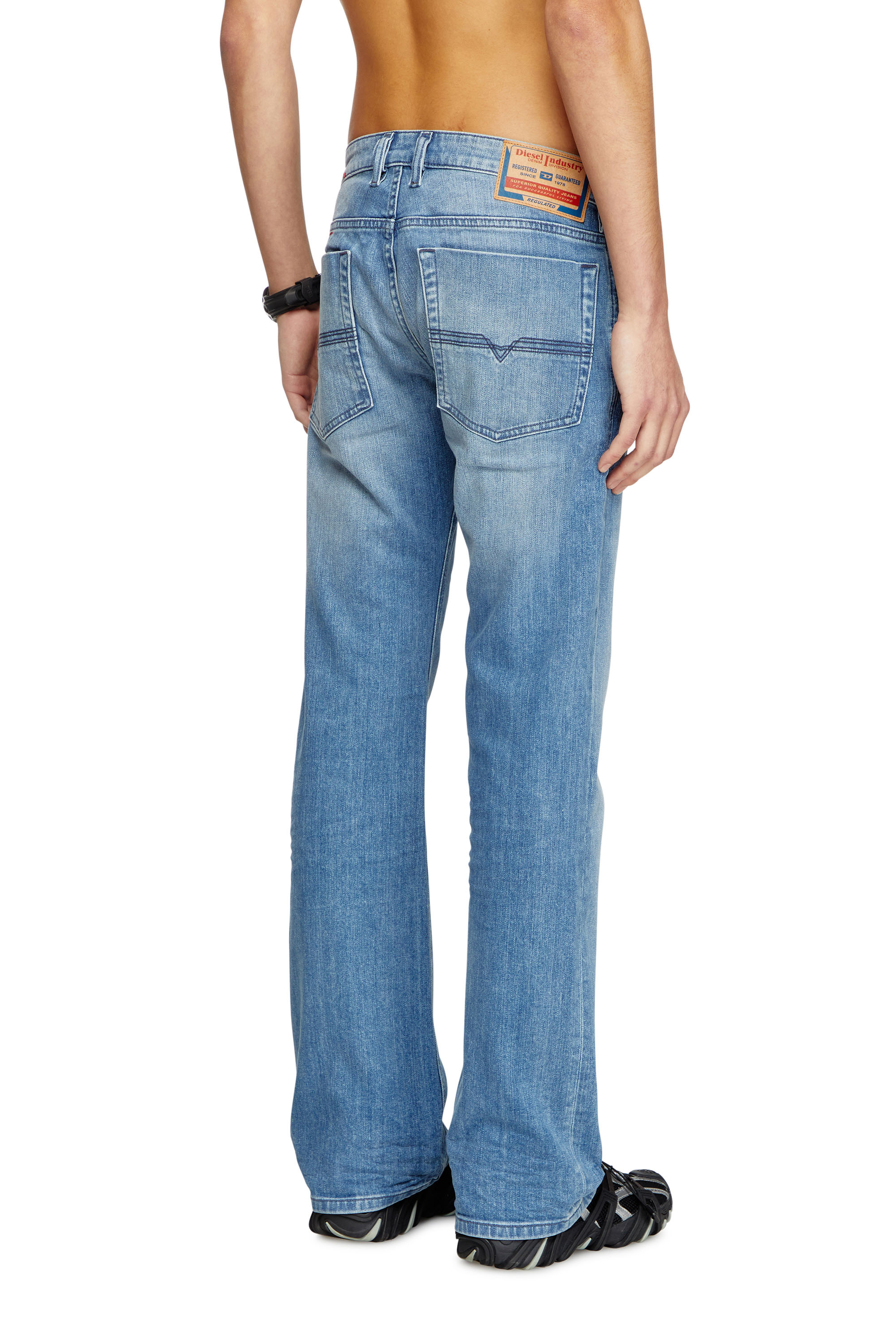 Diesel - Herren Bootcut Jeans 2007 Zatiny 0GRDI, Hellblau - 3