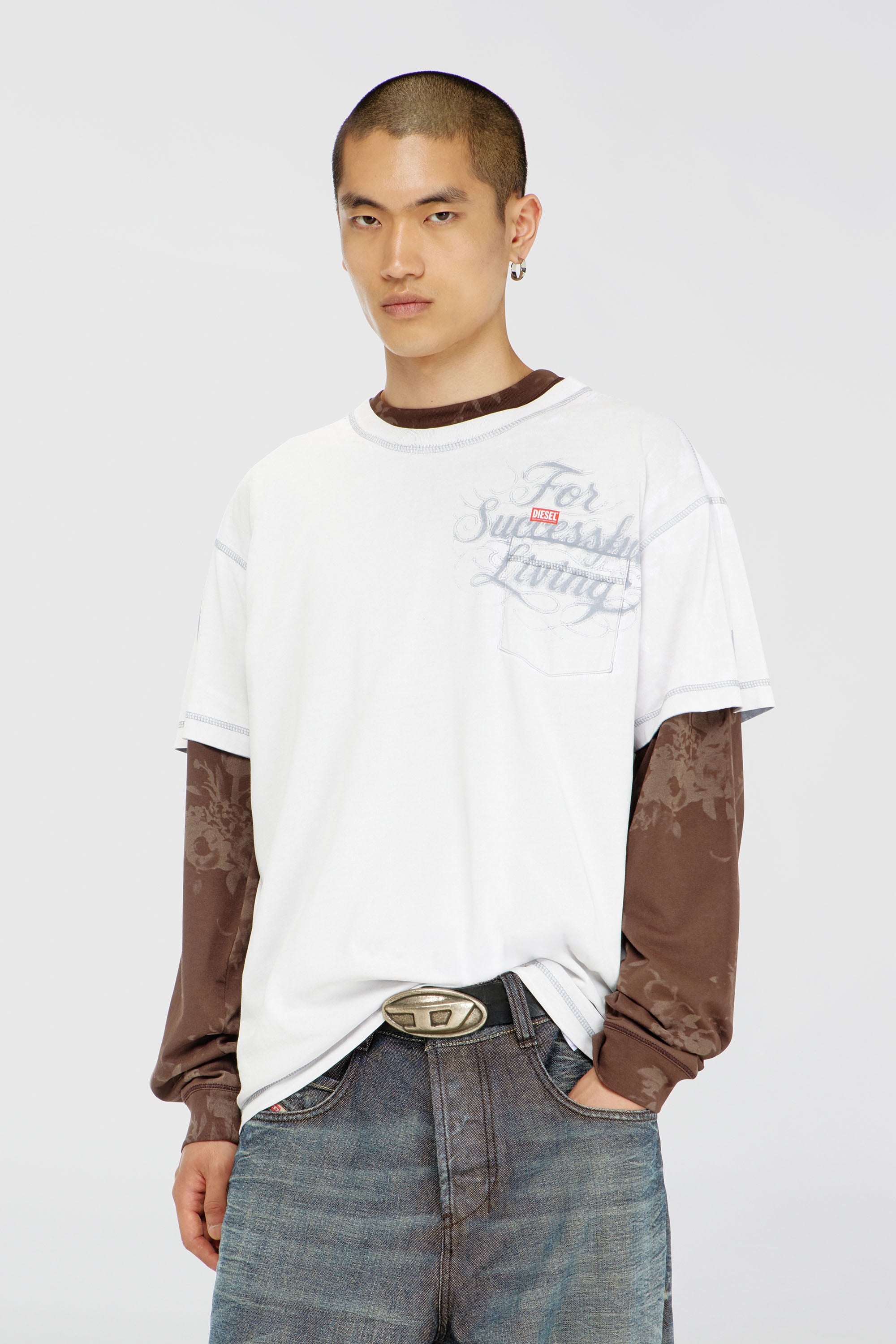 Diesel - T-NORM-POCKET-AA1, Herren T-Shirt mit Brusttasche und Grafikprint in Wei&szlig; - 1
