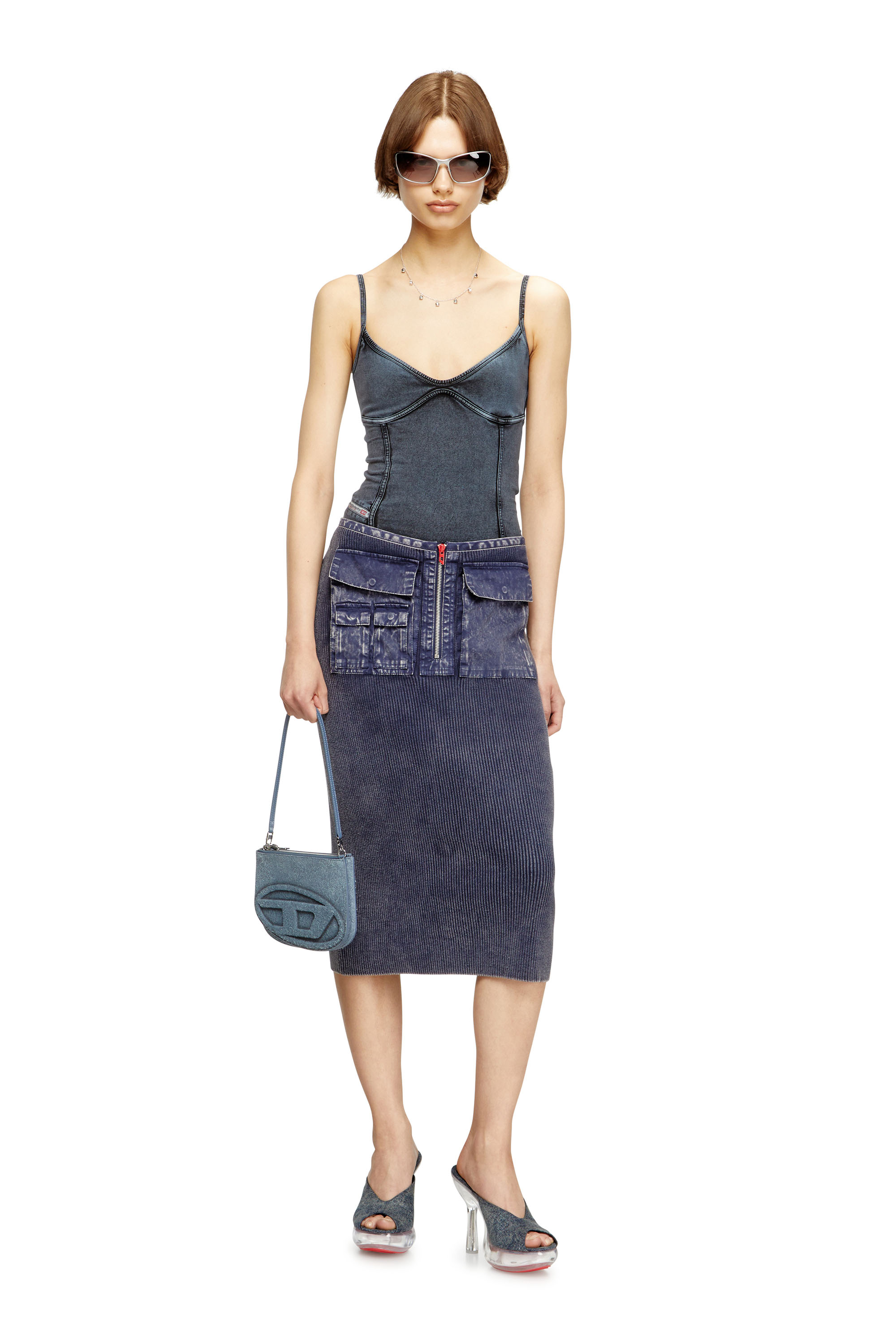 Diesel - M-MERYN, Damen Midirock aus Strick mit Cargotaschen aus Denim in Blau - 1