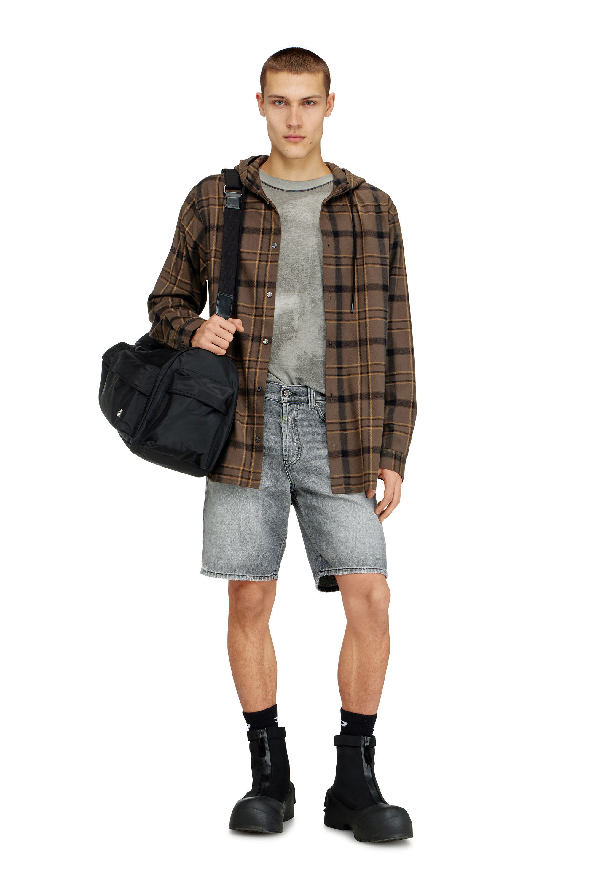 Diesel - REGULAR-SHORT, Herren Denimshorts mit ausgefranstem Saum in Grau - 2