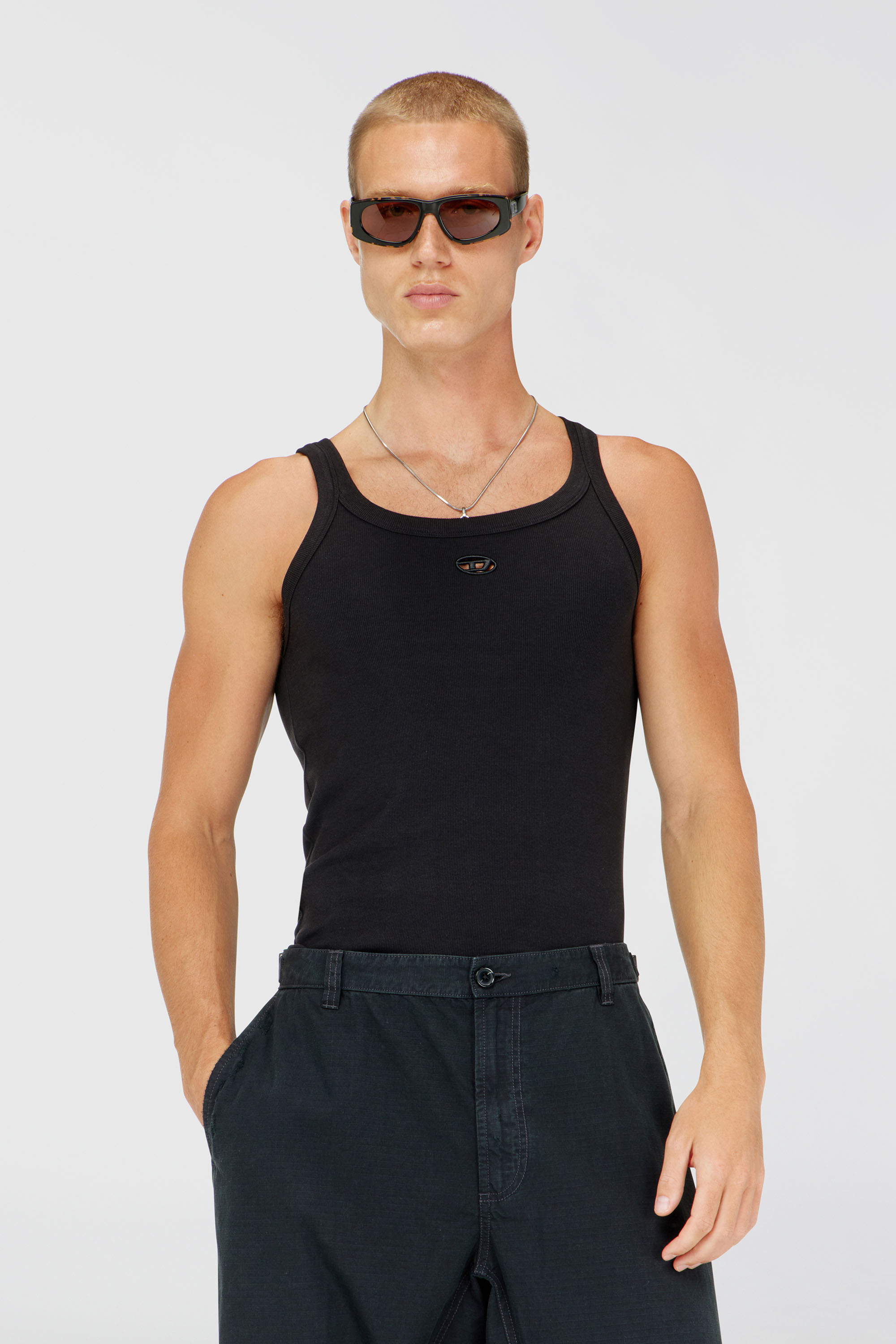 Diesel - T-WIFE-DCO, Herren Schmal geschnittenes Baumwoll-Tanktop mit Oval D-Logo in Schwarz - 1