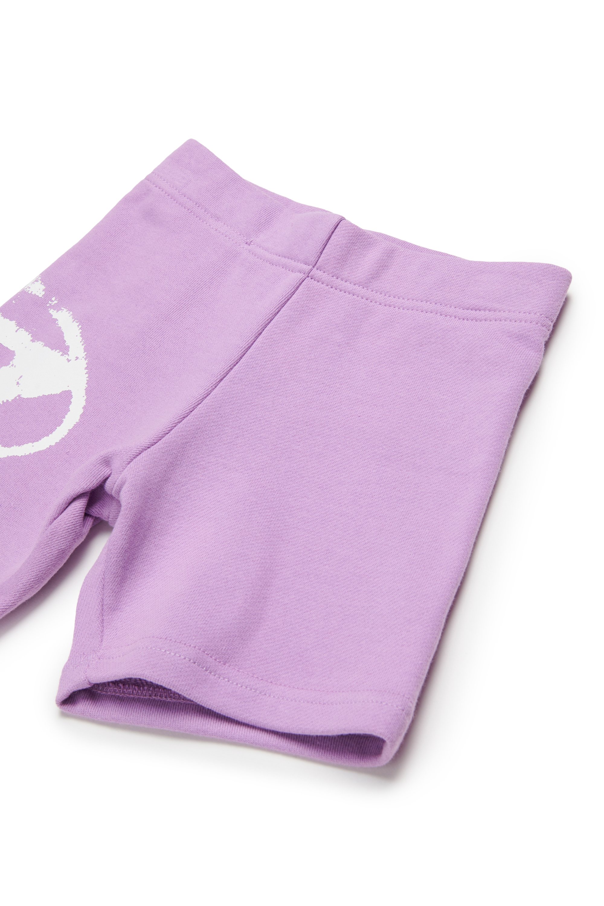 Diesel - PESDISHORTB, Unisex Shorts aus Baumwolle mit vielgetragenem Oval D-Logo in Violett - 3