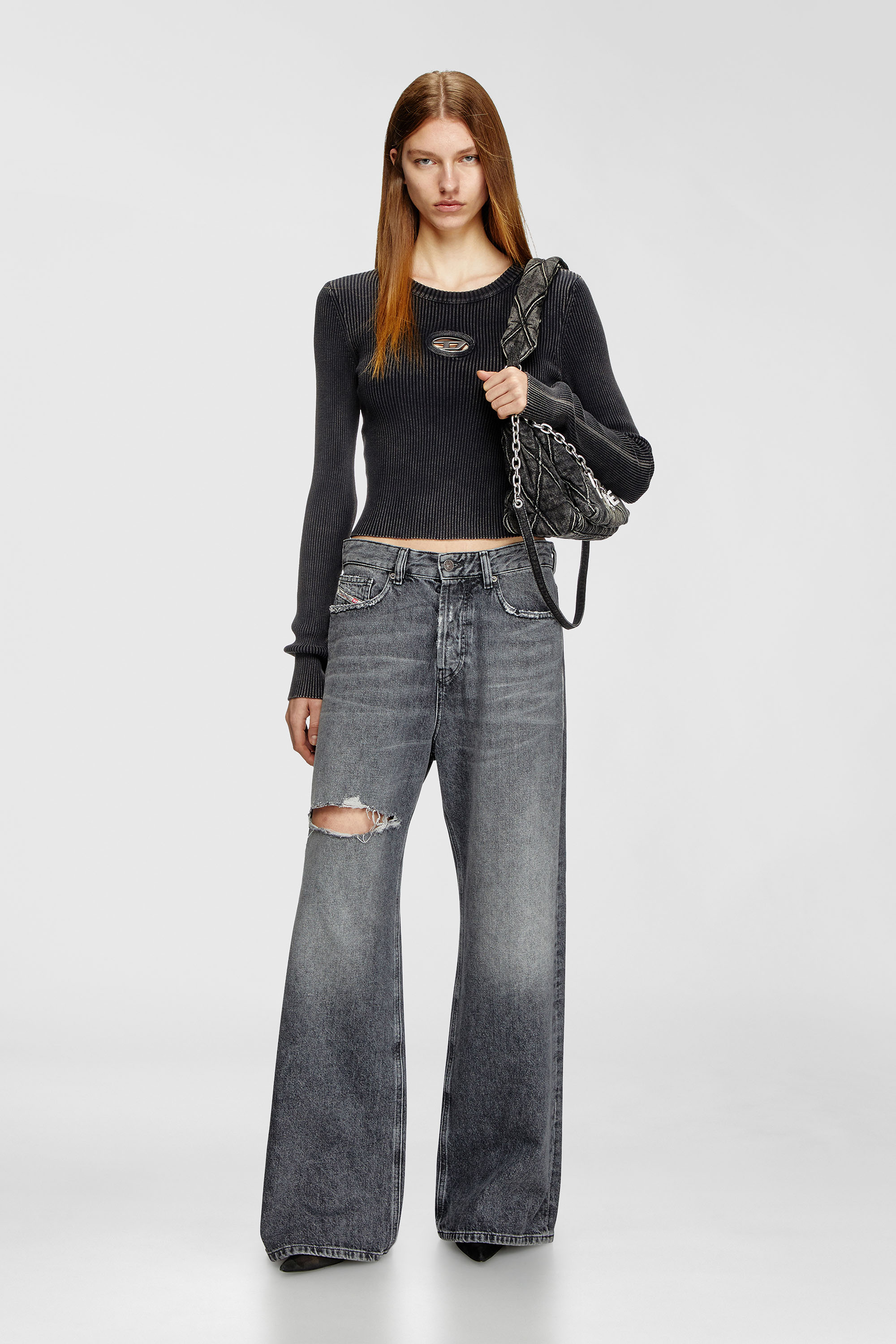 Diesel - M-ANCHOR-A, Damen Verk&uuml;rzter Pullover mit Cut-out-Logo in Schwarz - 1