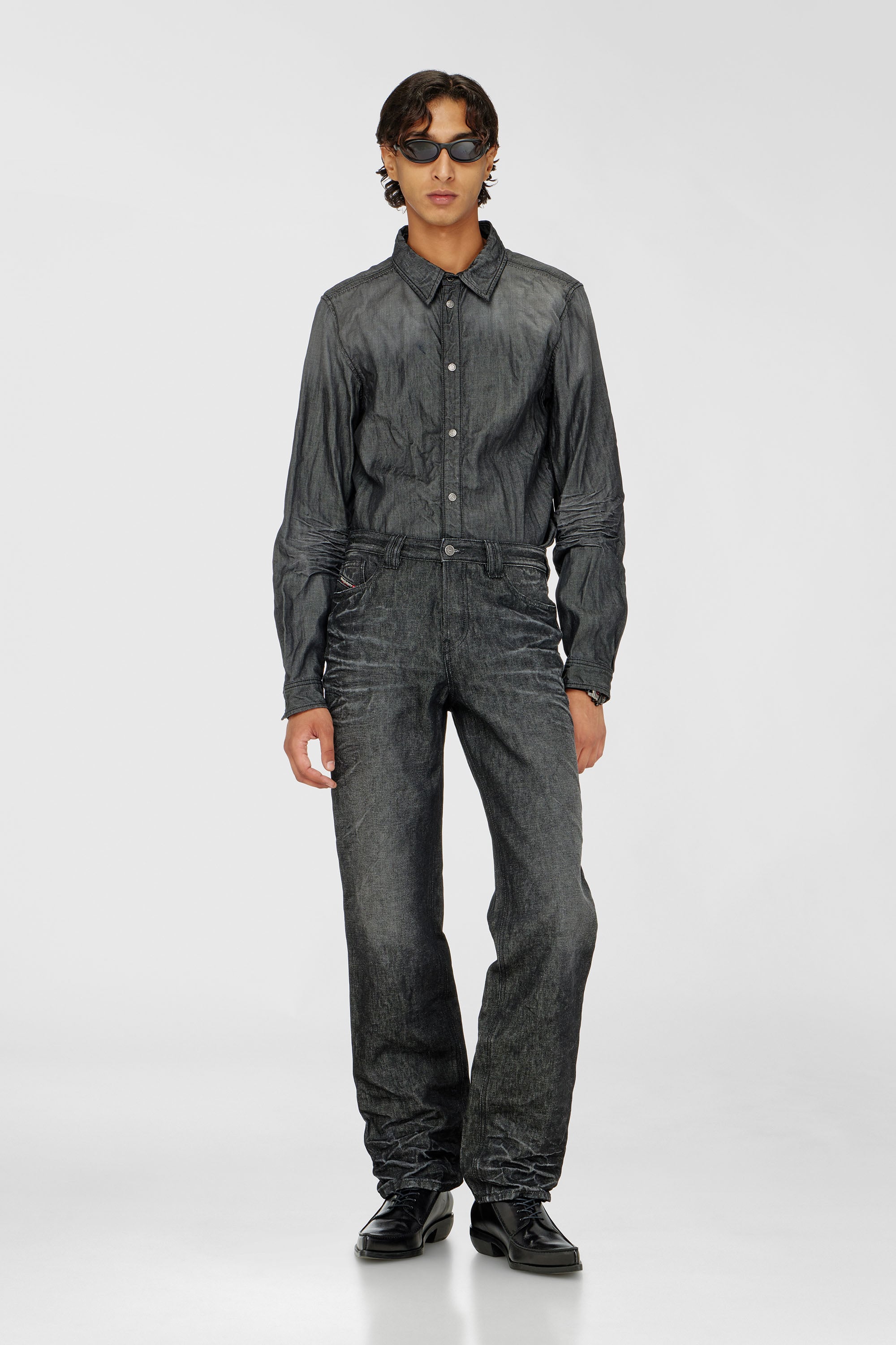 Diesel - D-SYNAR-FSJ2, Herren Hemd aus geknittertem Denim in Dunkelgrau - 2