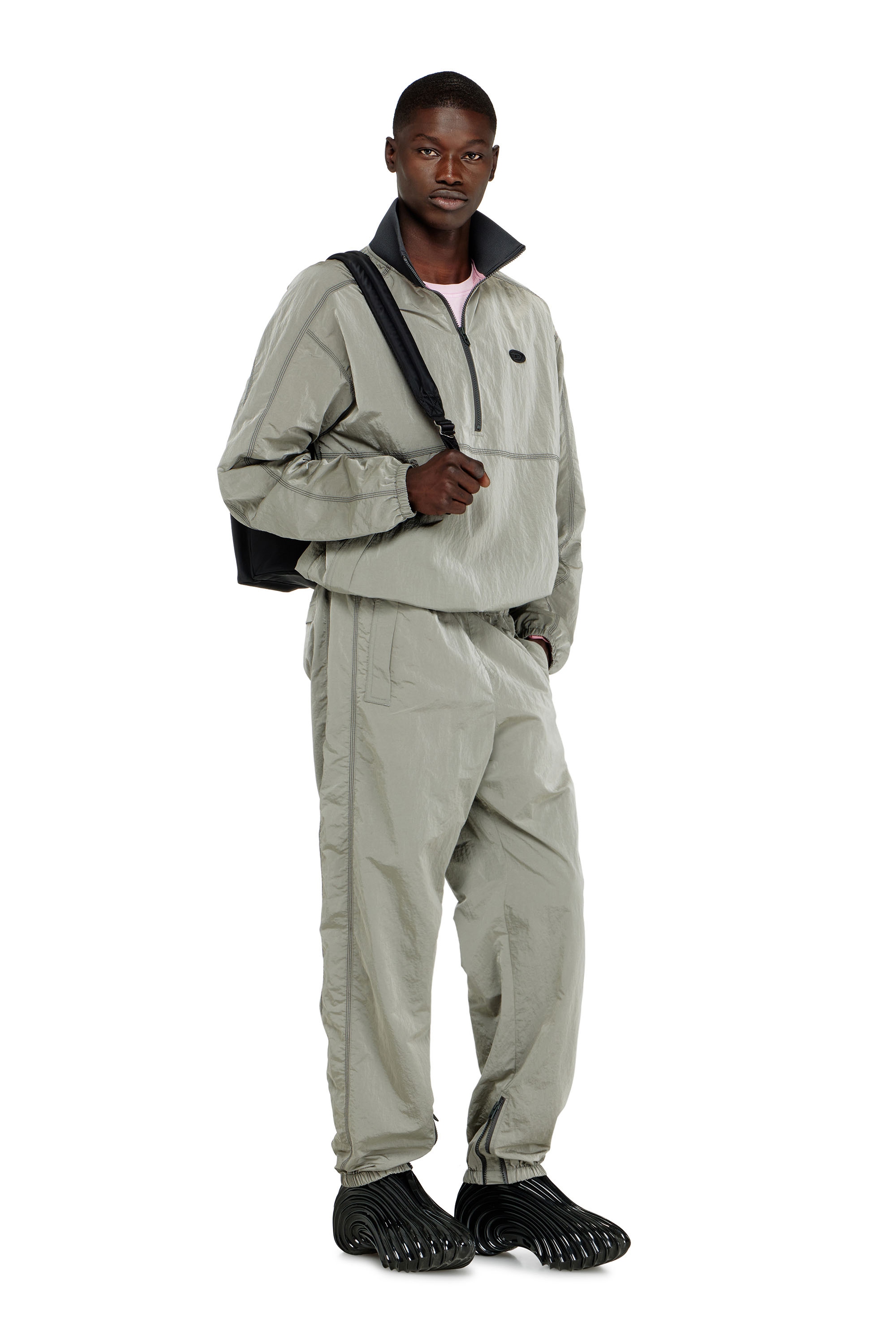 Diesel - J-ANOK, Herren Nylonjacke mit Crinkle-Effekt in Hellgrau - 1