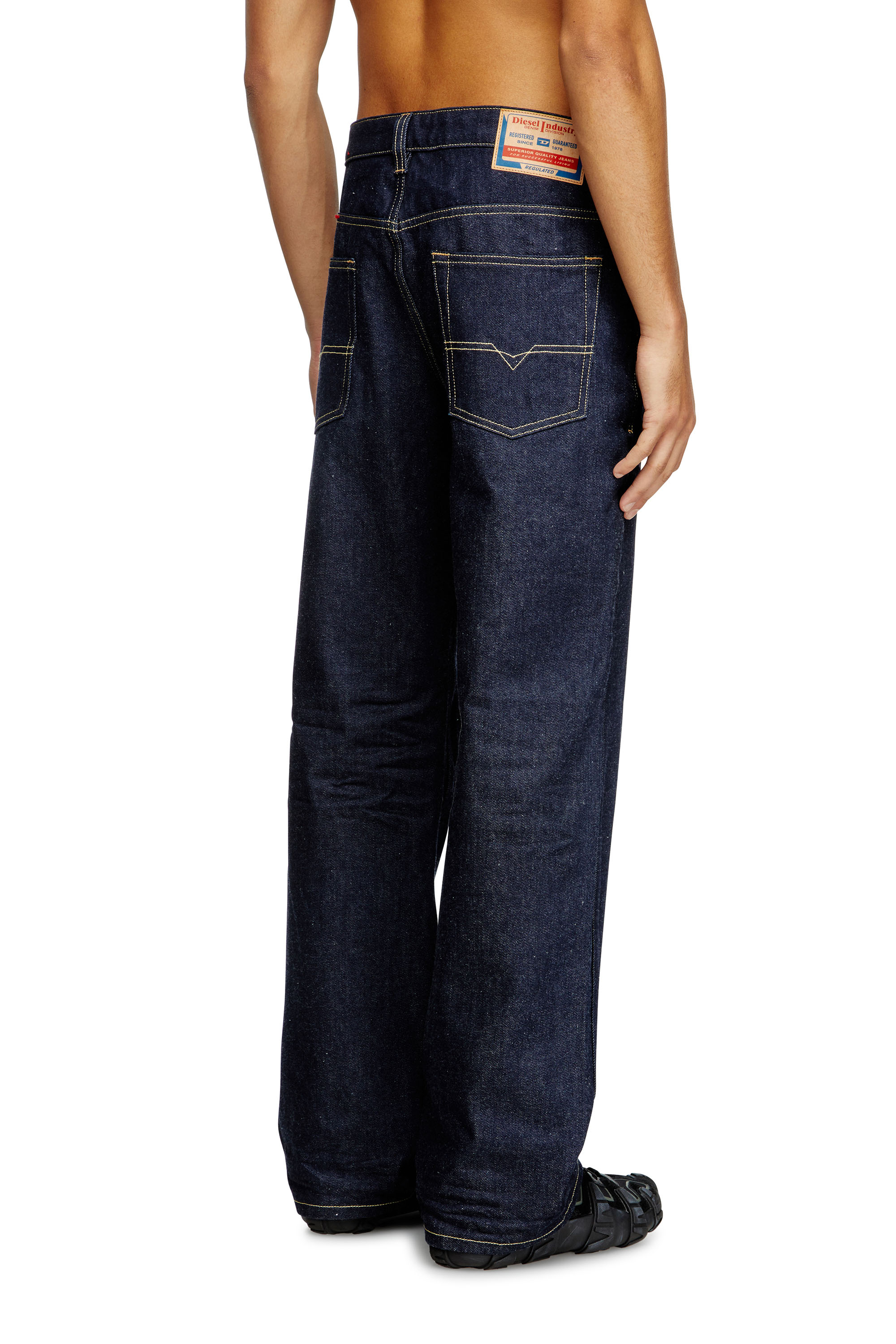 Diesel - Herren Relaxed Jeans 2001 D-Macro 0GRDV, Dunkelblau - 4