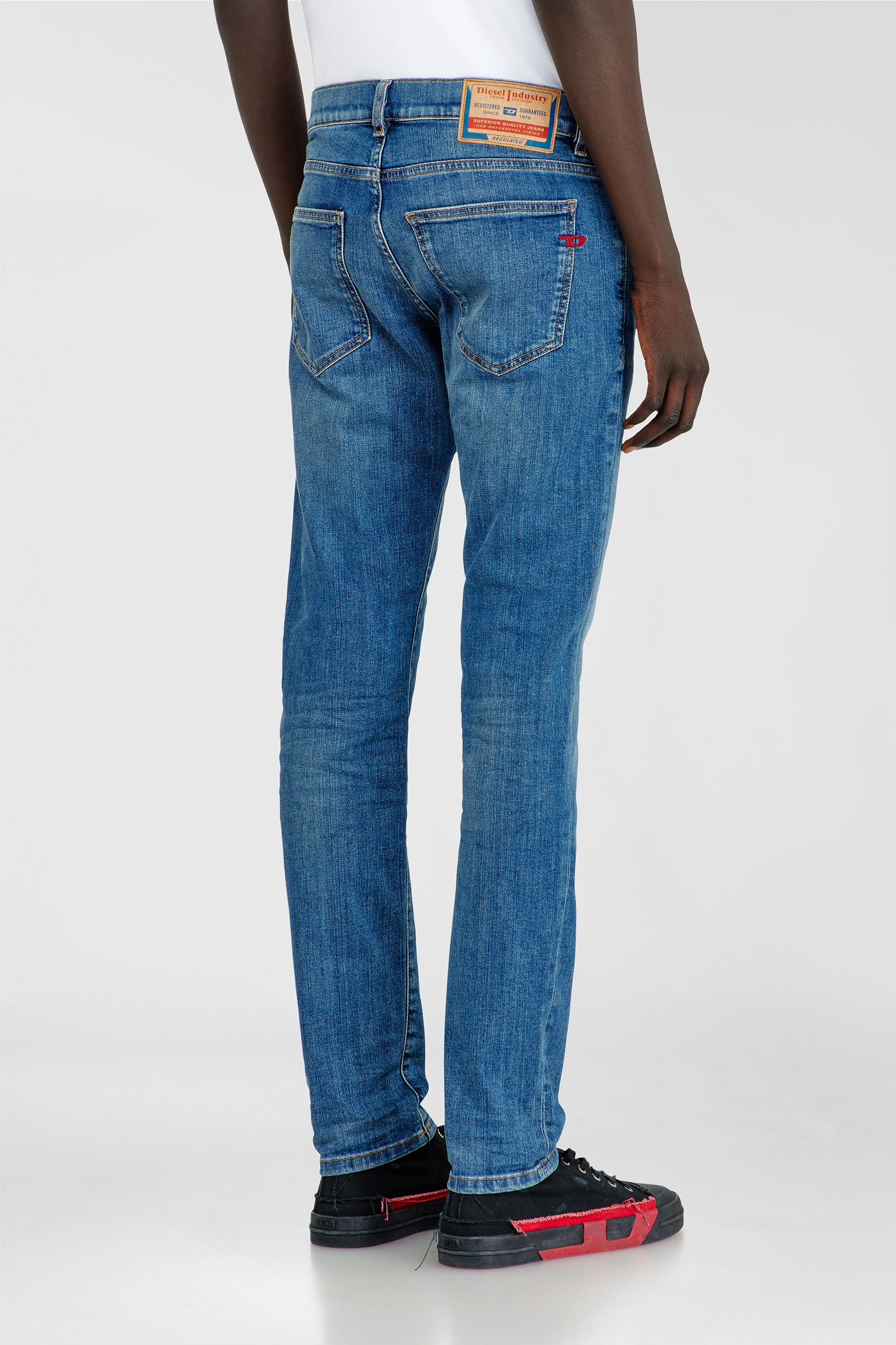 Diesel - Herren Slim Jeans 2019 D-Strukt 0KIAL, Hellblau - 5