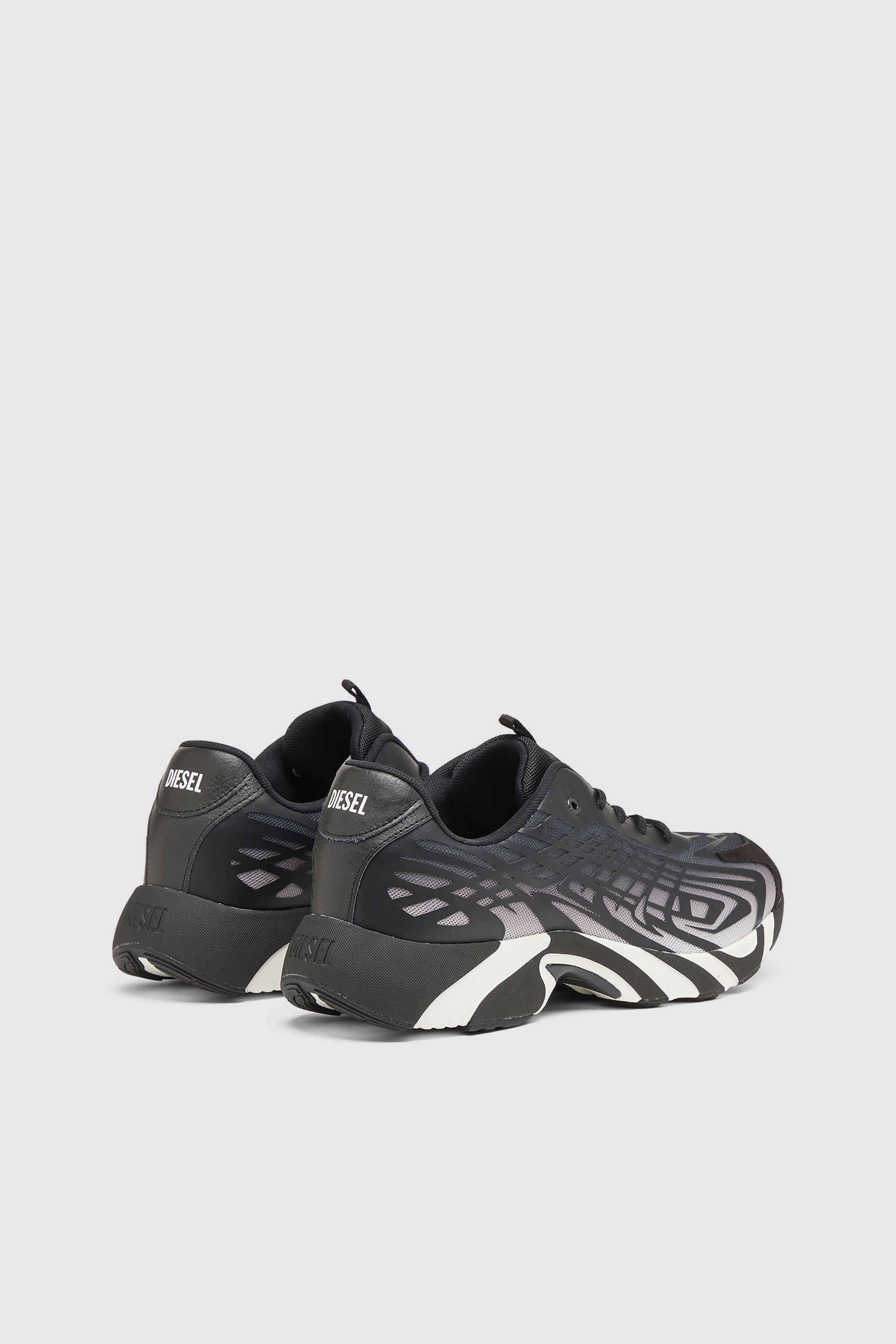 Diesel - S-D-VIT'S 500 LOW, Herren D-Vit-Sneaker aus gestreiftem D&eacute;grad&eacute;-Mesh in Schwarz/Wei&szlig; - 3
