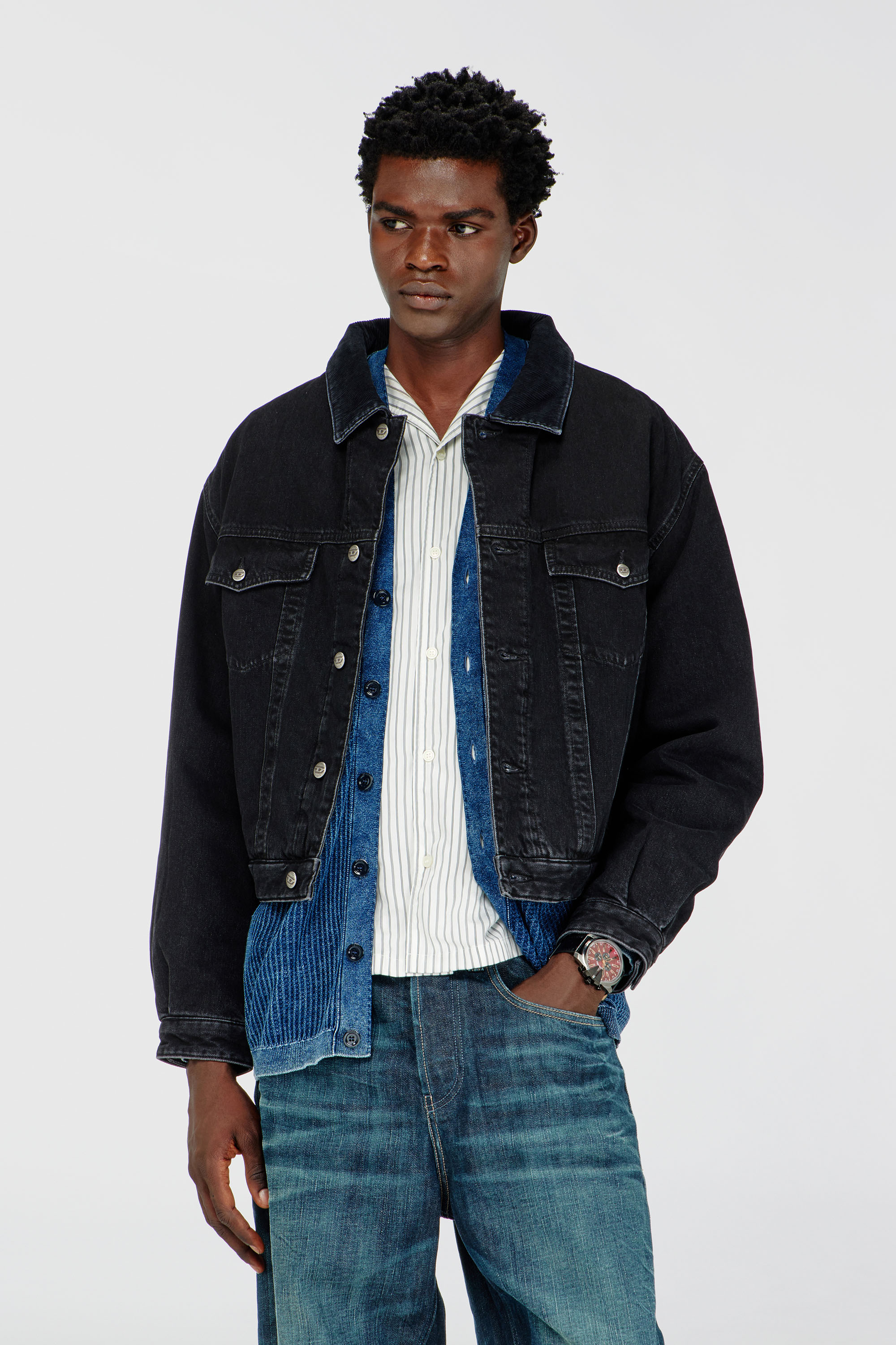 Diesel - D-RANGER-T, Unisex Gesteppte Truckerjacke aus Denim in Schwarz - 2