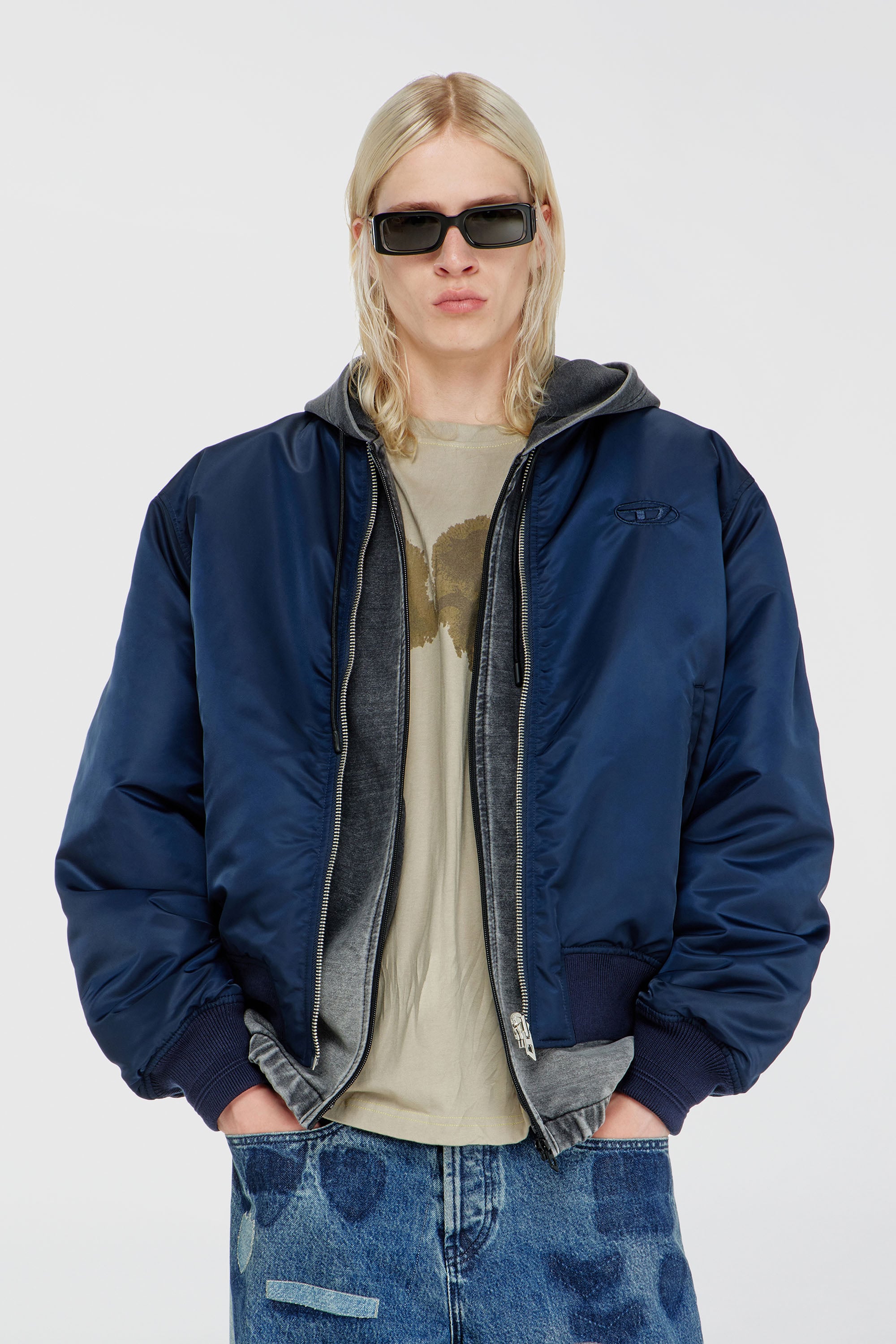 Diesel - W-TYPE-D1, Man's Padded bomber jacket with Oval D embroidery in Navy Blue - 1