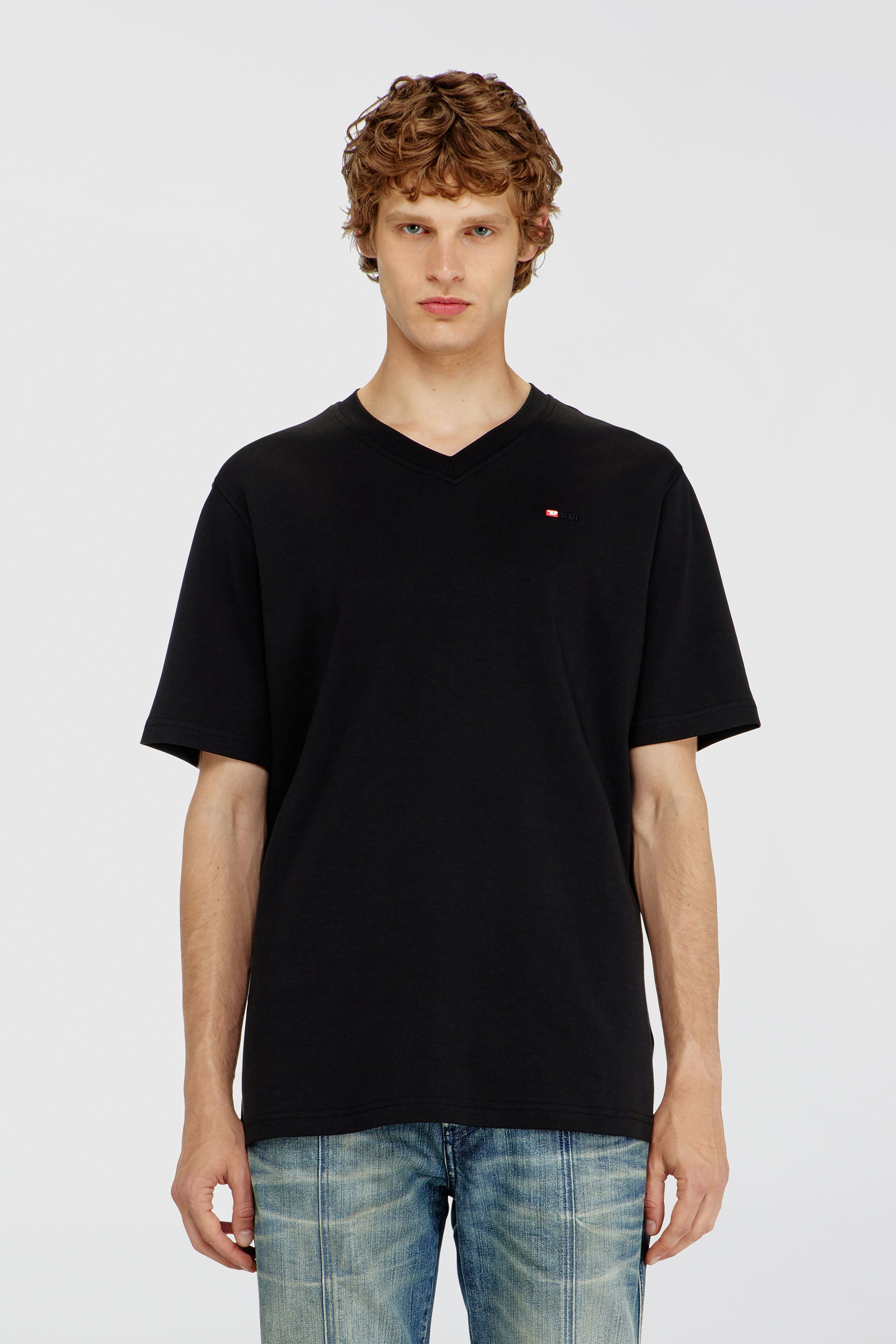 Diesel - T-ADJUST-V-MICRODIV, Herren T-Shirt mit V-Ausschnitt und Mikro-Logo-Stickerei in Schwarz/Rot - 1