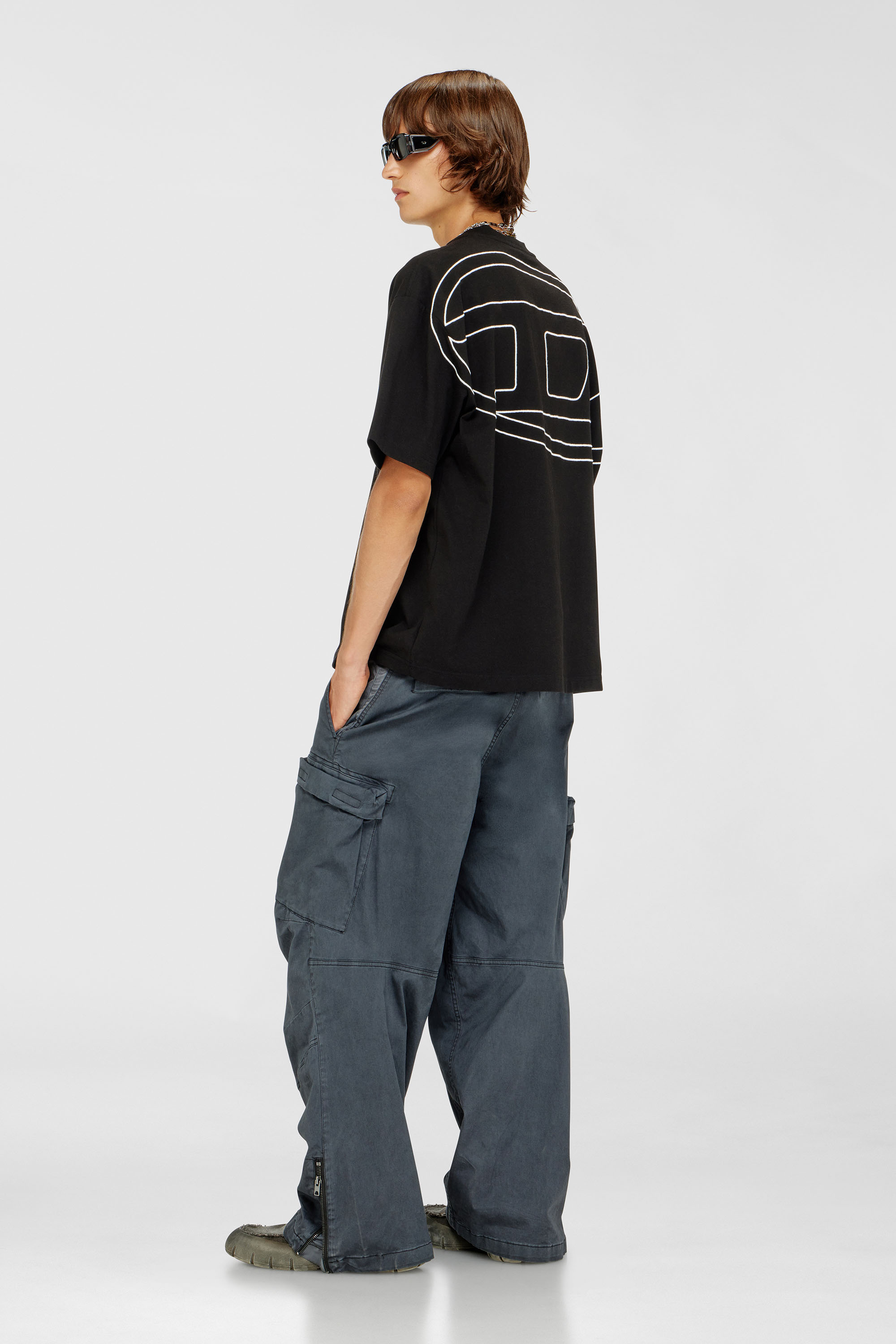Diesel - T-BOGGY-MEGOVAL-D, Herren T-Shirt mit gro&szlig;er Oval D-Stickerei in Schwarz - 2