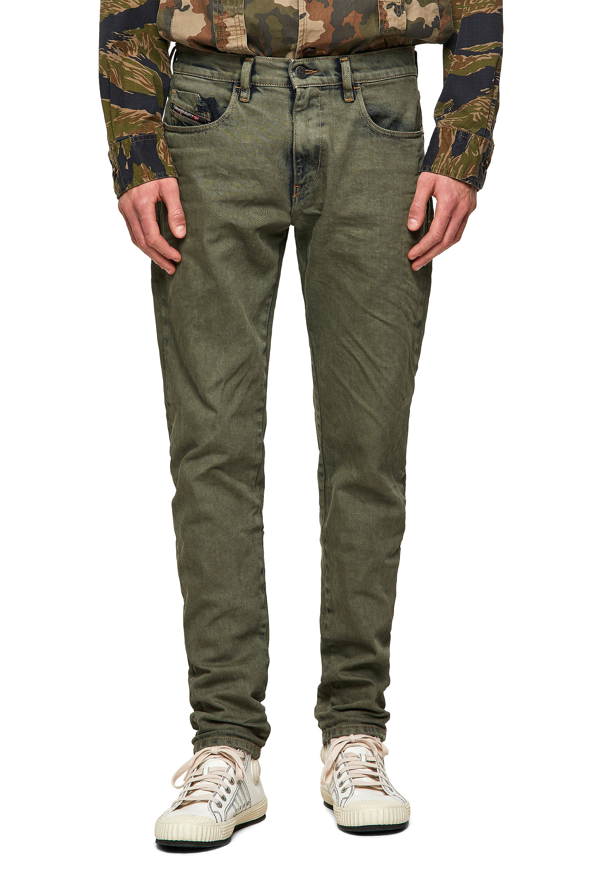D-Strukt 09A50, Armeegrün - Jeans