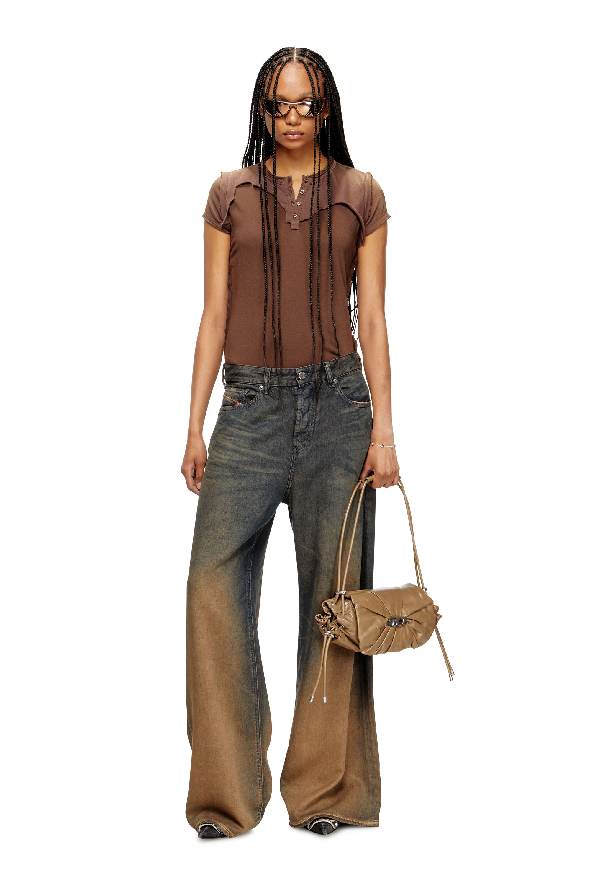 Diesel - T-UNRAWY, Damen Henley-T-Shirt mit Peel-Off-Effekt in Braun - 2