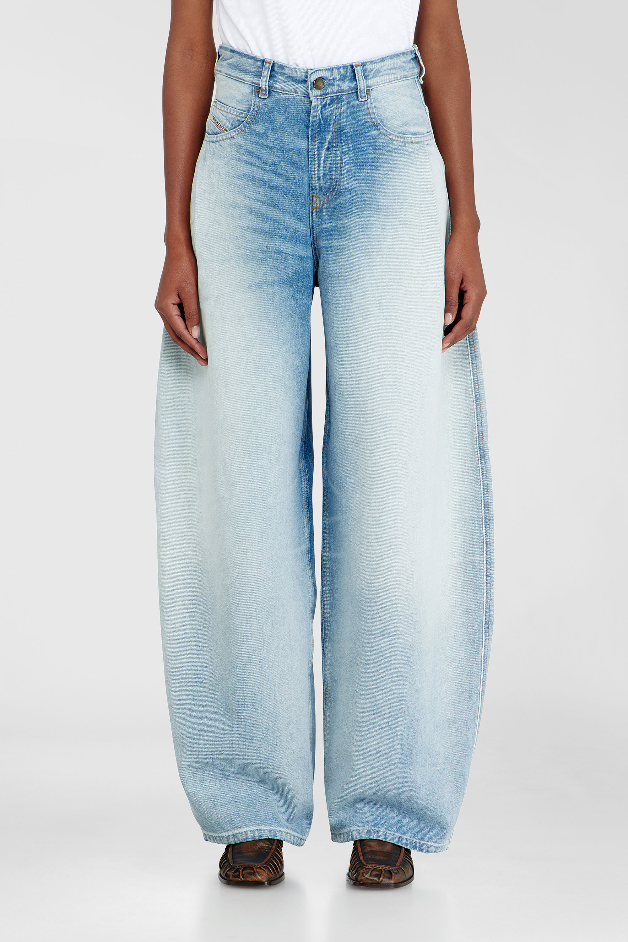 Diesel - Damen Relaxed Jeans 1987 D-Khelz 007EE, Hellblau - 2