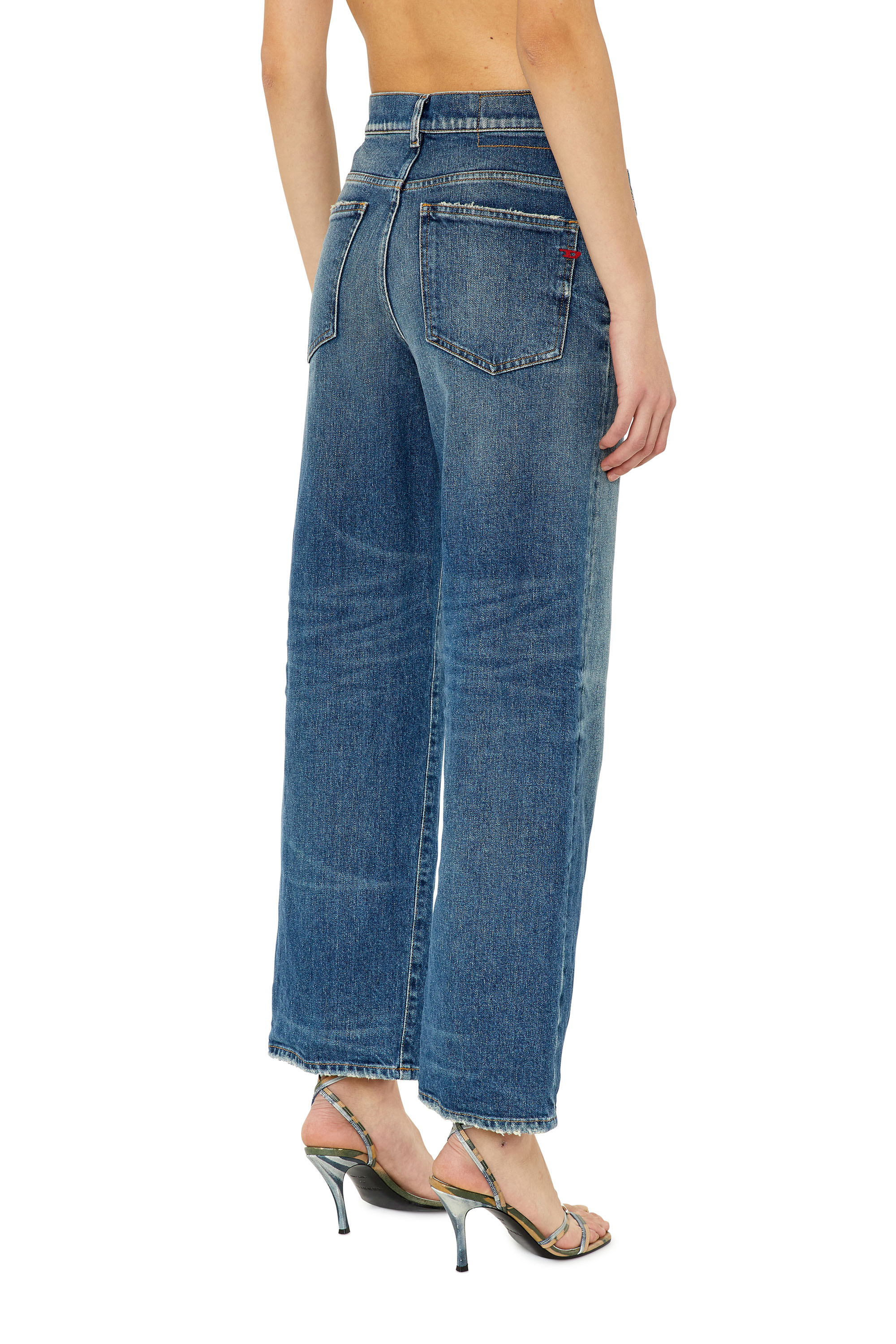 Diesel - 2000 Widee 007L1 Bootcut and Flare Jeans, Mittelblau - Image 2