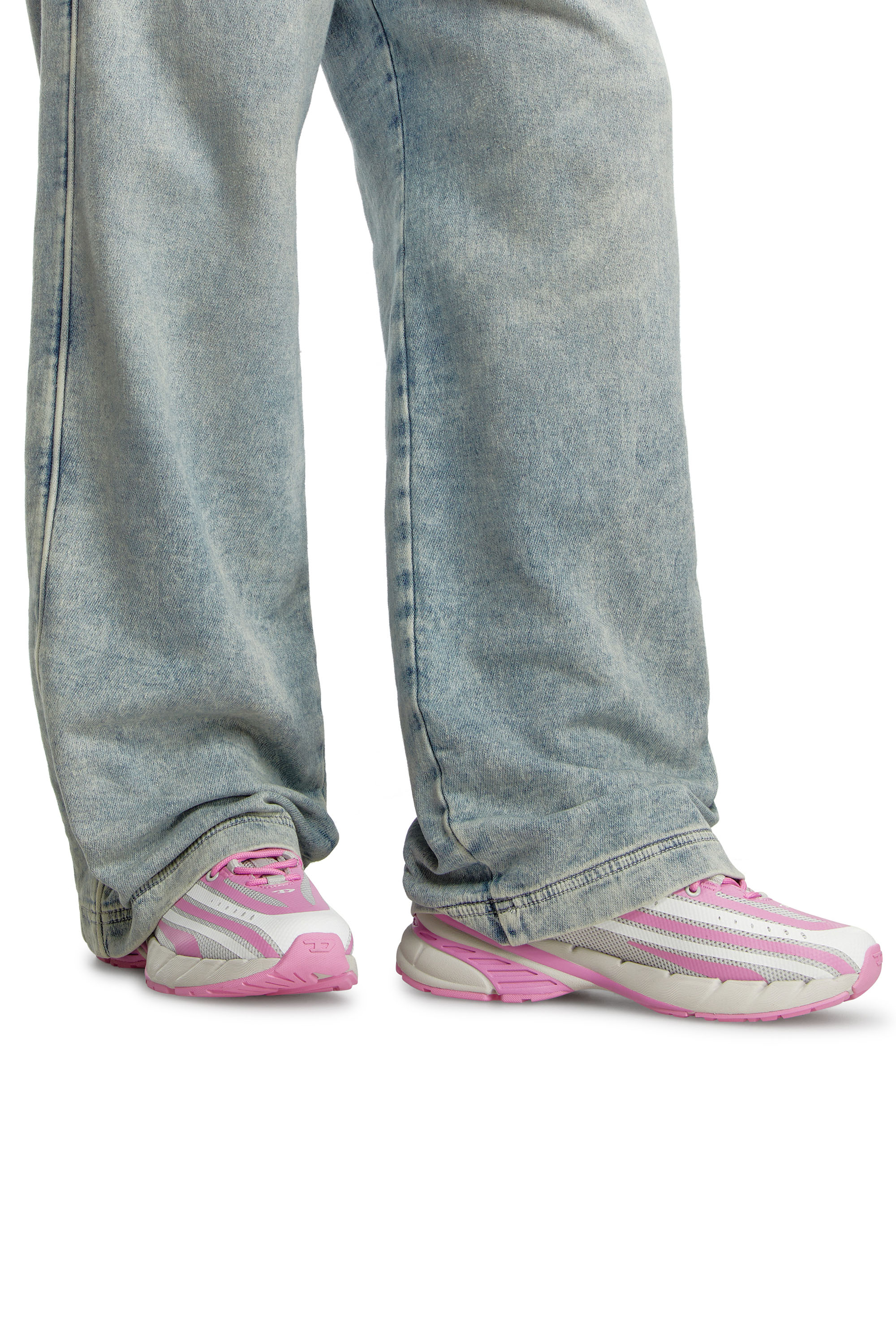 Diesel - D-AIRSPEED LOW W, Damen D-Airspeed Low-Gestreifte Sneakers aus beschichtetem Mesh in Rosa/Weiss - 2