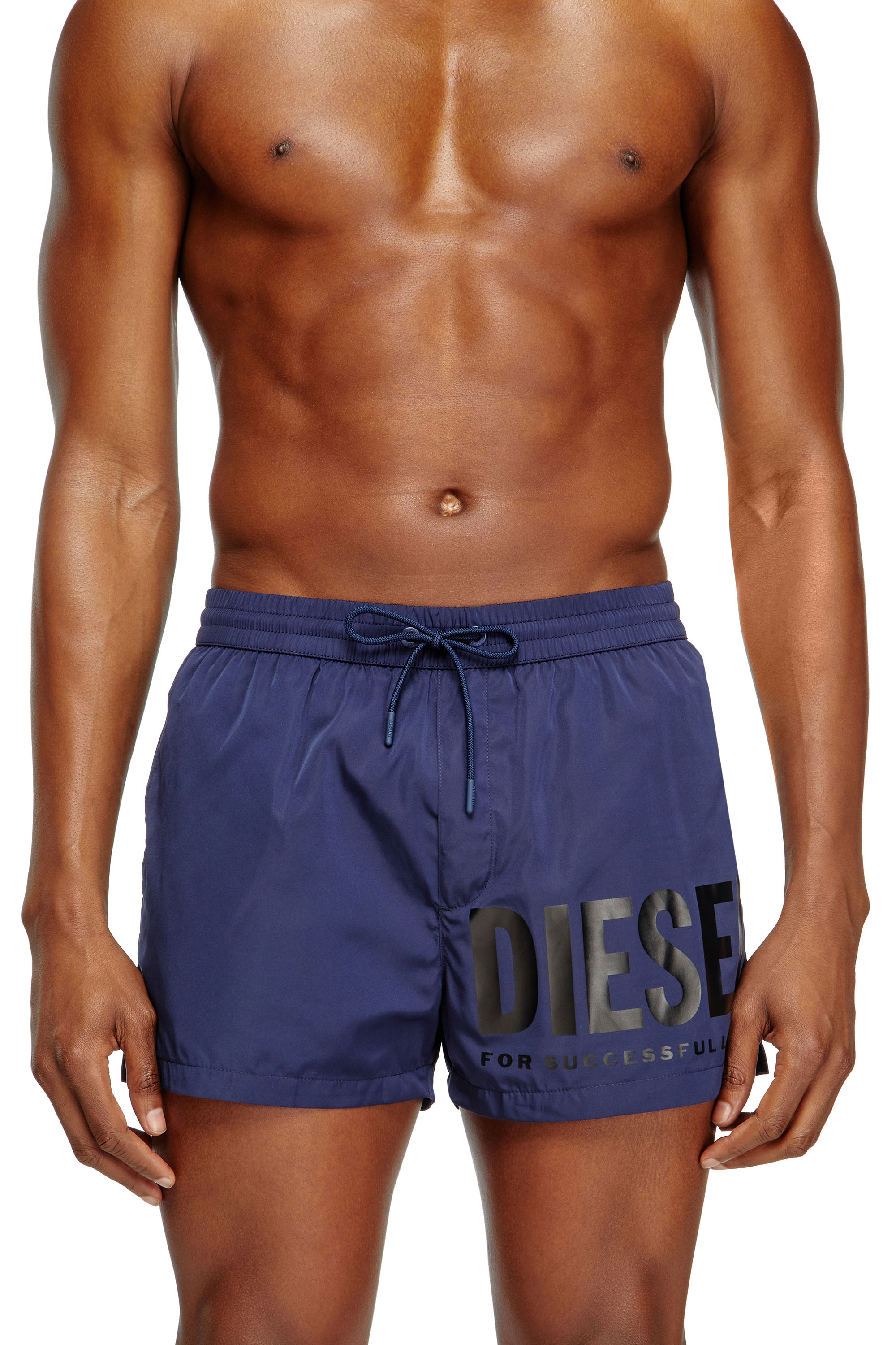 Diesel - MARIO-34-D-CORE, Herren Badeshorts mit Logo-Print in Blau - 1