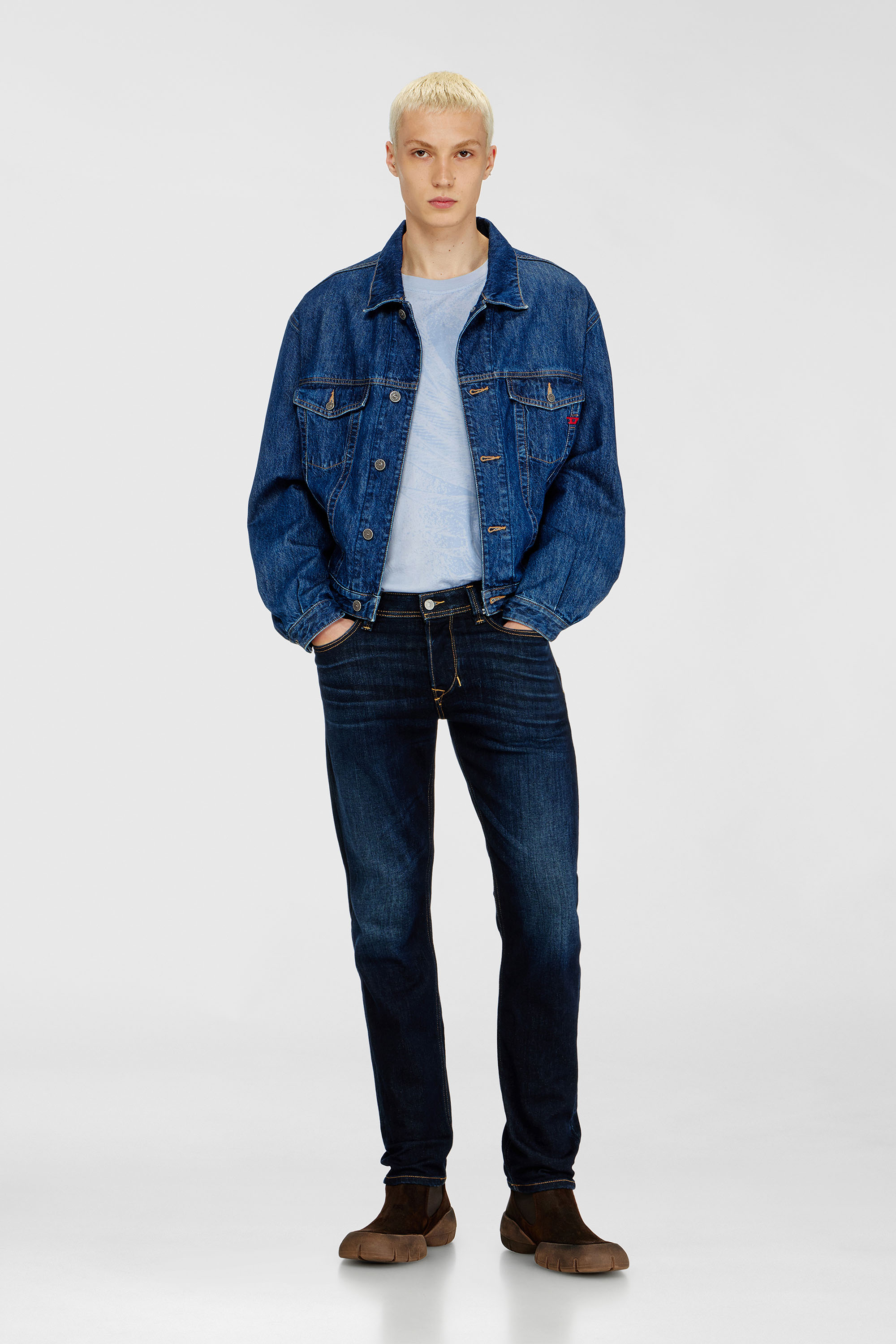 Diesel - Herren Regular Jeans 1986 Larkee-Beex 09Q15, Dunkelblau - 1