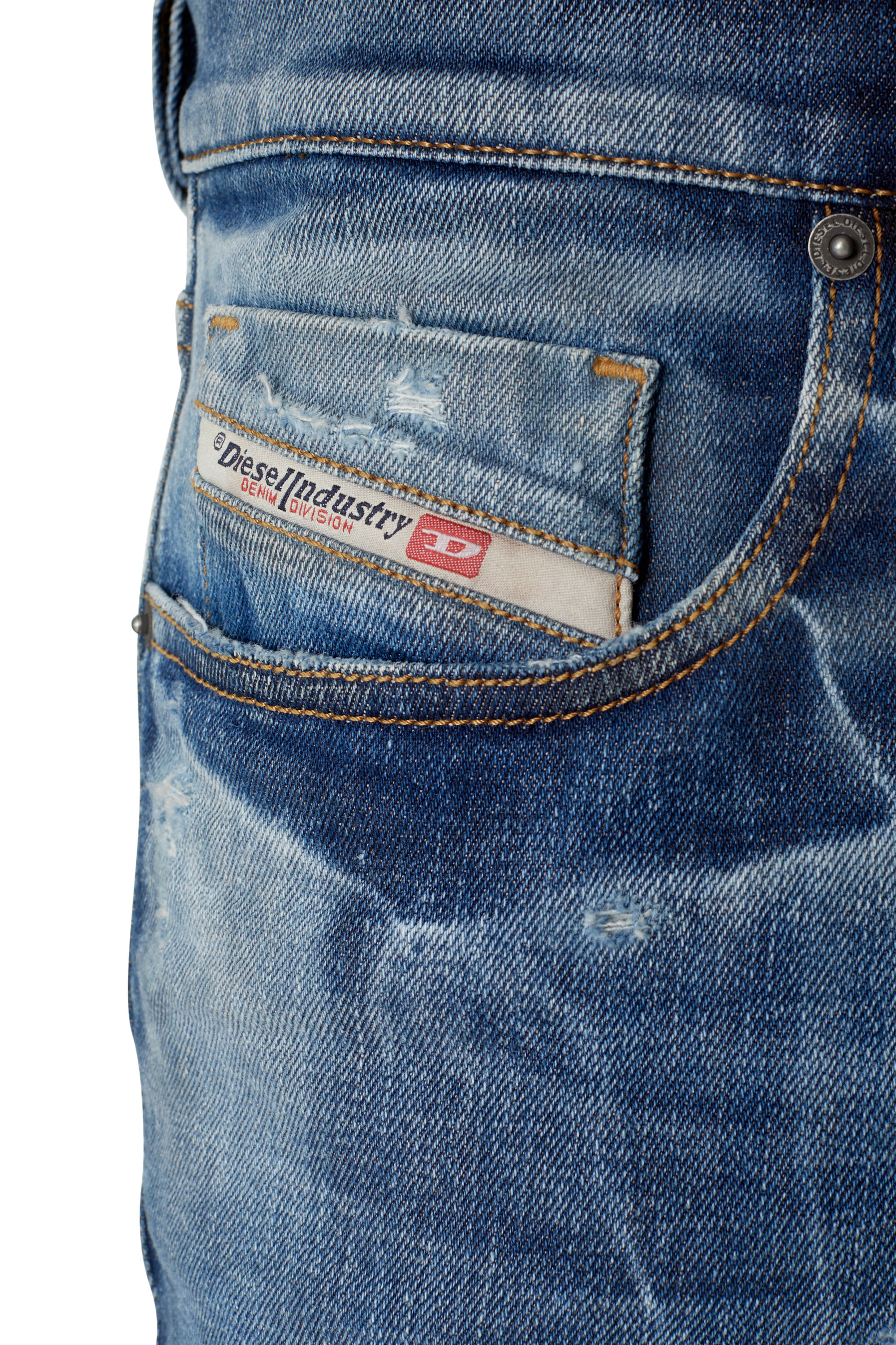 Diesel - 2019 D-Strukt 09E14 Slim Jeans, Mittelblau - Image 4