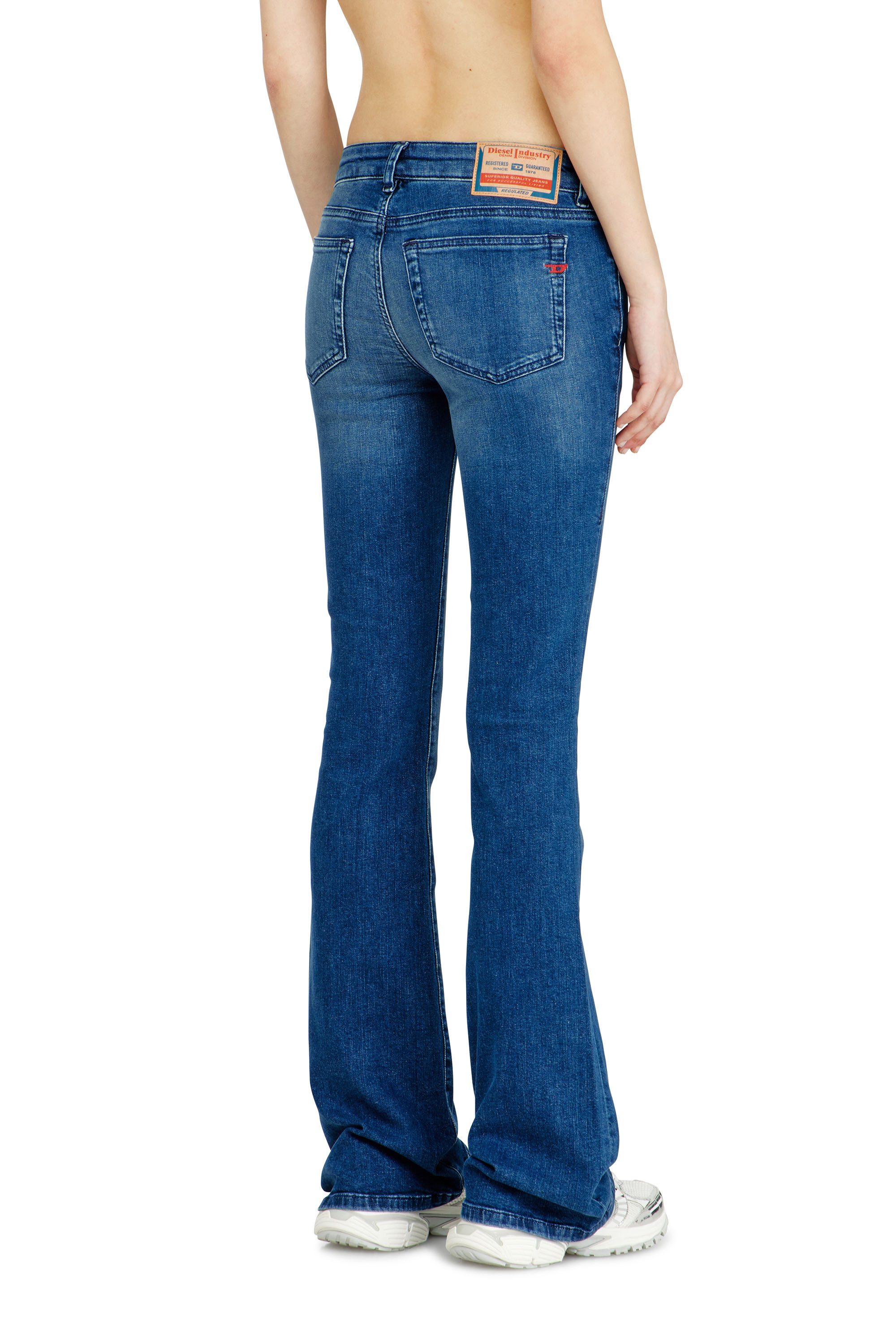 Diesel - Damen Bootcut Jeans 1969 D-Ebbey 0ADBB, Mittelblau - 4