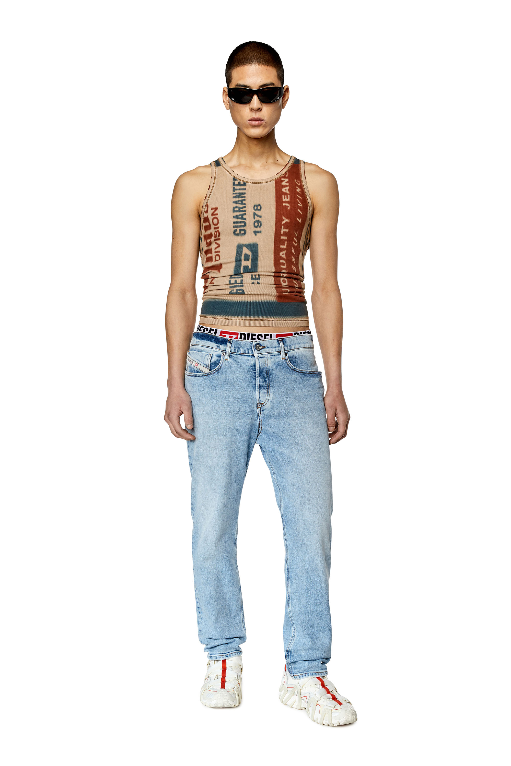 Diesel - 2005 D-Fining 09E81 Tapered Jeans, Hellblau - Image 4
