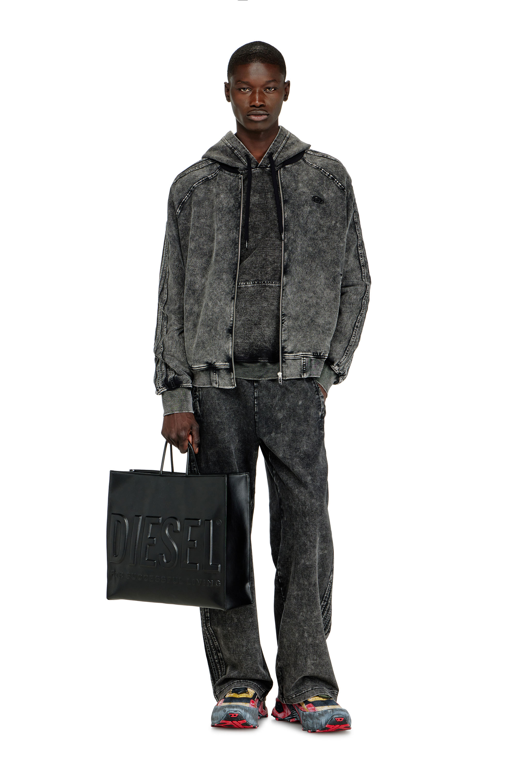 Diesel - DSL 3D SHOPPER EW X, Unisex Dsl 3D-Einkaufstasche aus weichem PU mit gepr&auml;gtem Logo in Schwarz - 2