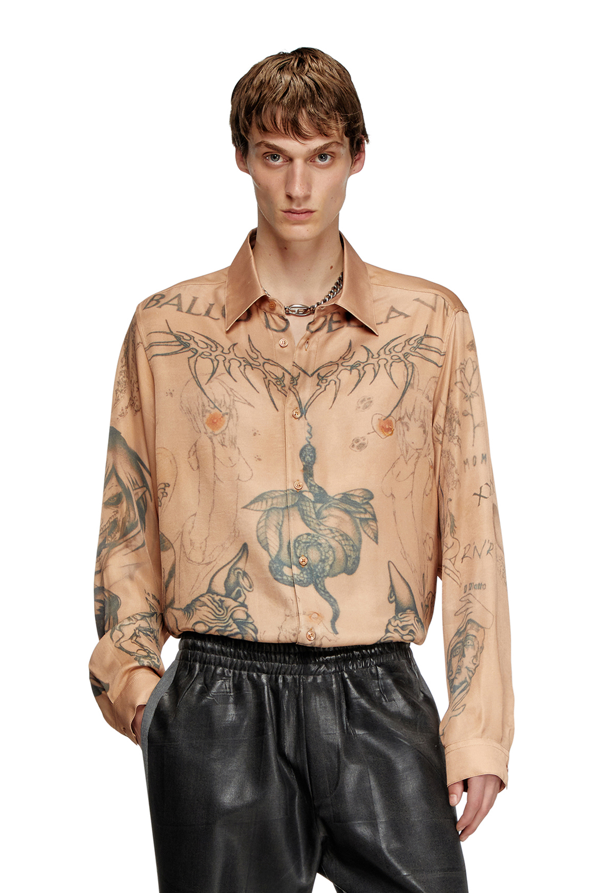 Diesel - S-SIMPLY-TTO-DD, Unisex Fließendes Shirt aus Satin mit Tattoo-Print in Beige - 1