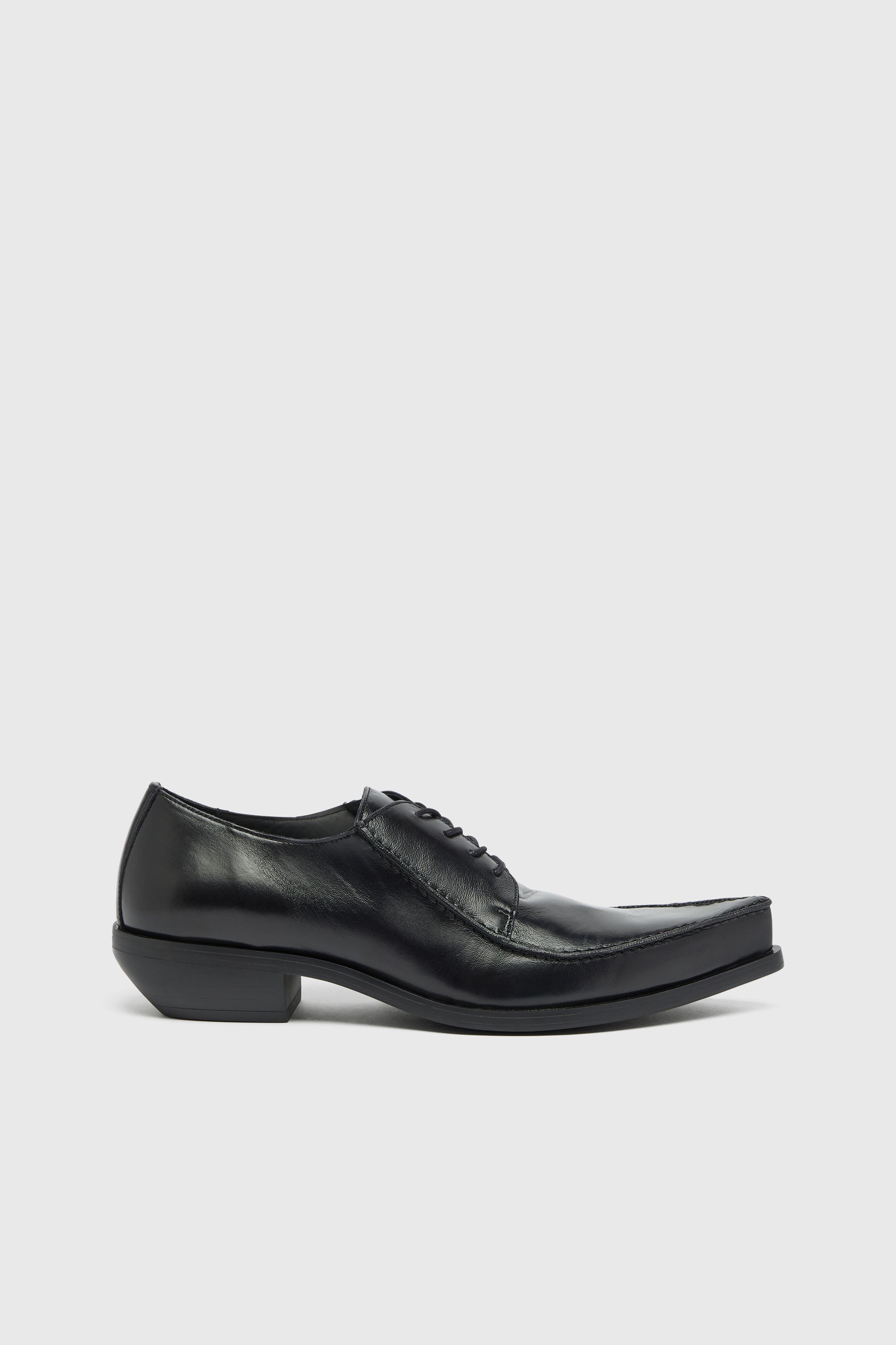 Diesel - D-FRIDO-30-SC, Man's D-Frido-Derby shoes in leather in null - 1